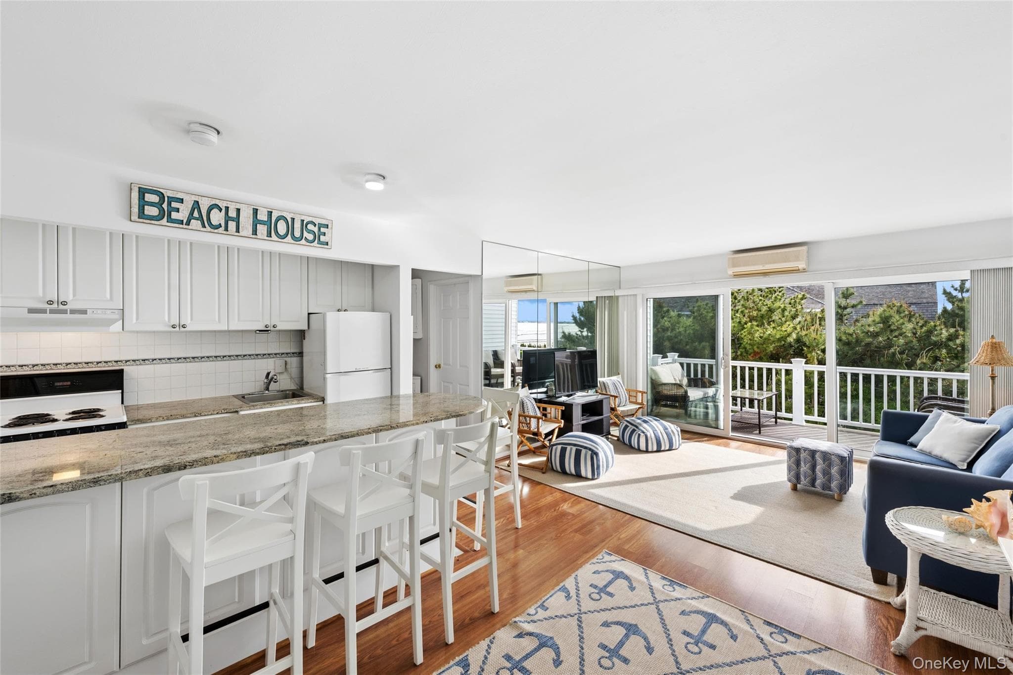 281 Dune Road Unit: 17B thumbnail 5