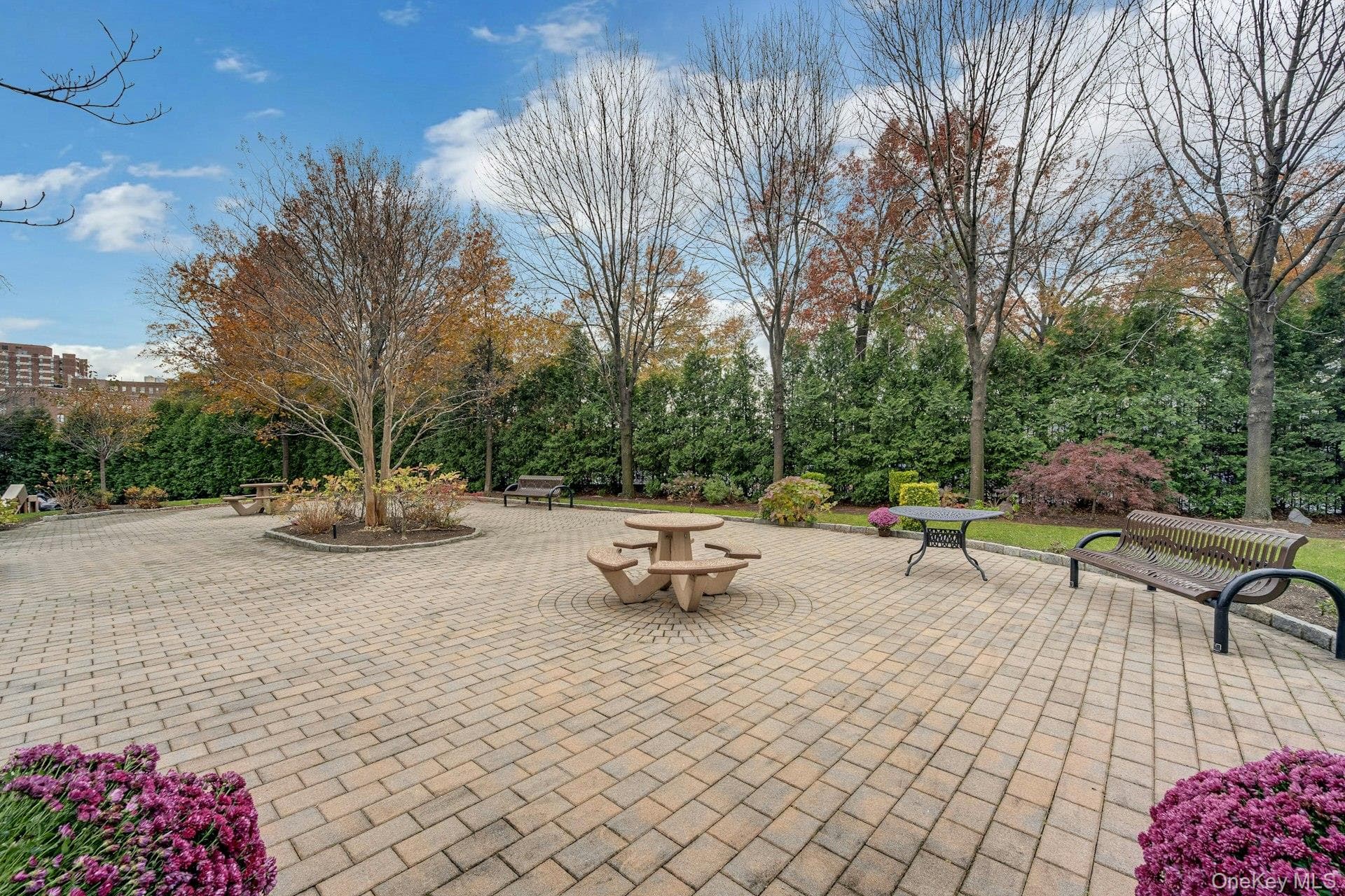 1 Fordham Hill Oval Unit: 12C thumbnail 28
