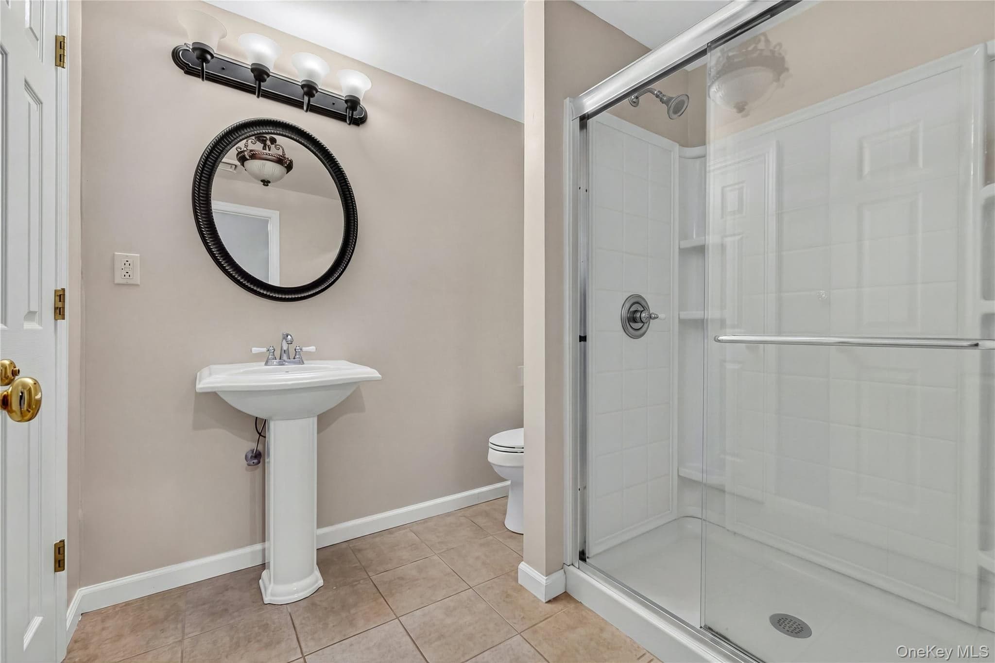 2506 Constitution Way thumbnail 39