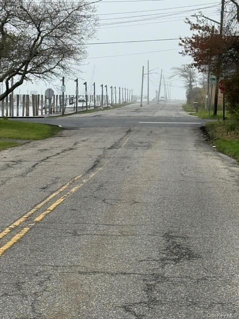 10 Whittier Drive thumbnail 2