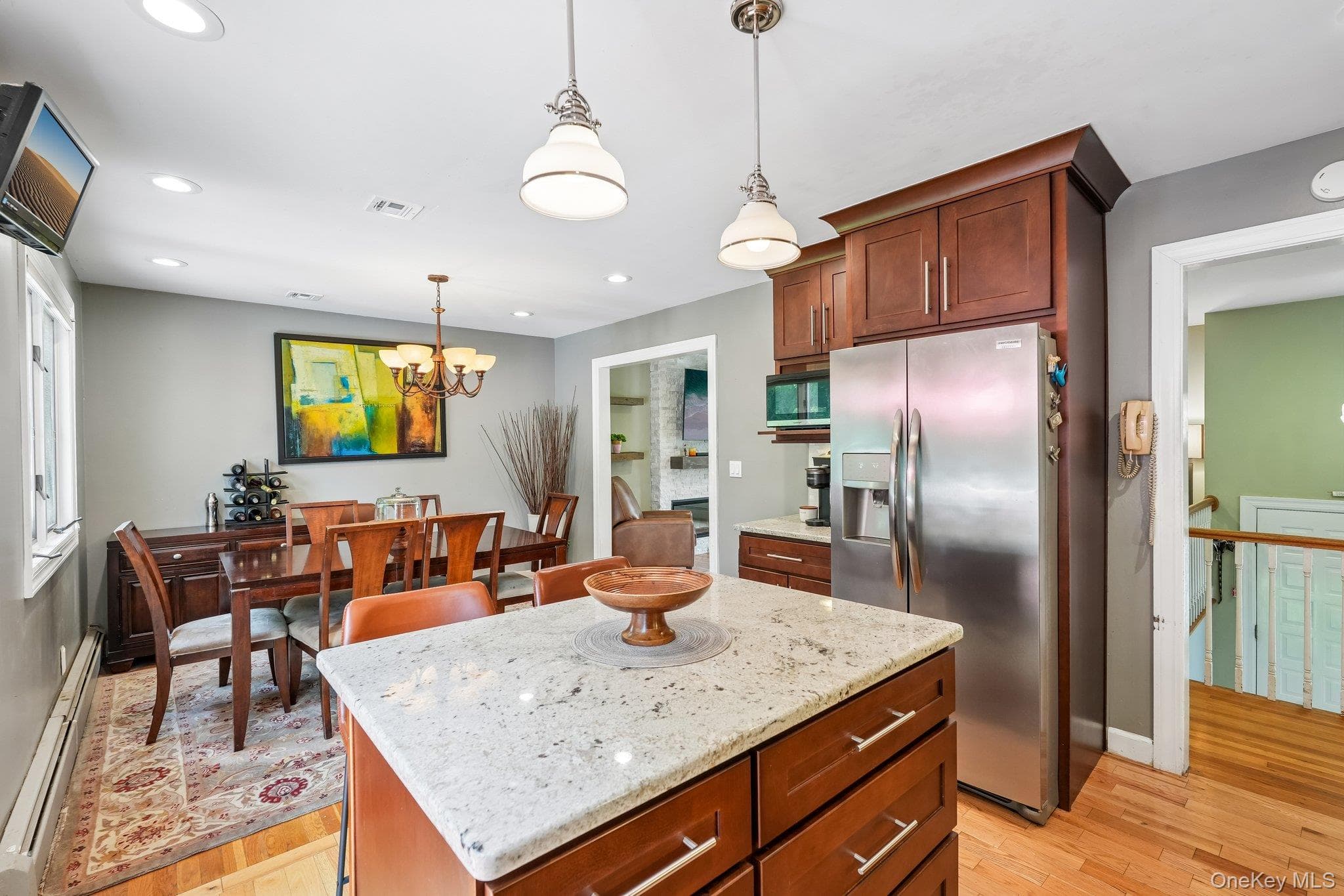 111 Hilltop Road thumbnail 17