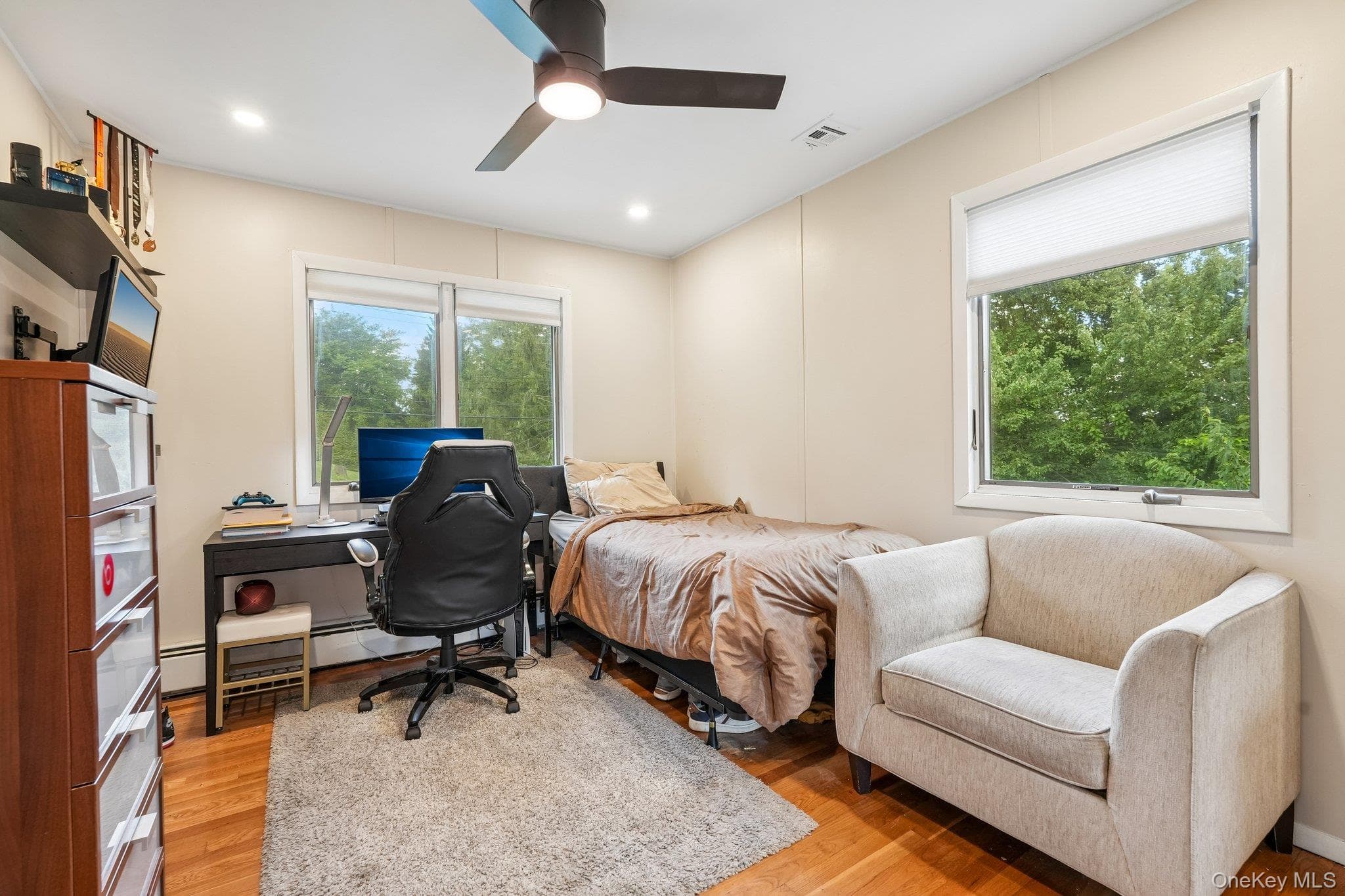 111 Hilltop Road thumbnail 25