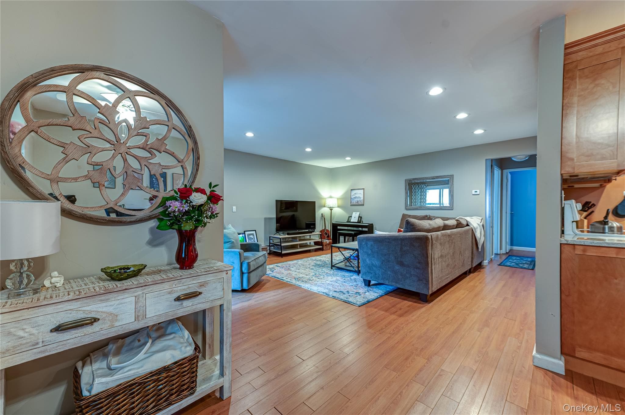 85 Richmond Boulevard Unit: 1A thumbnail 9