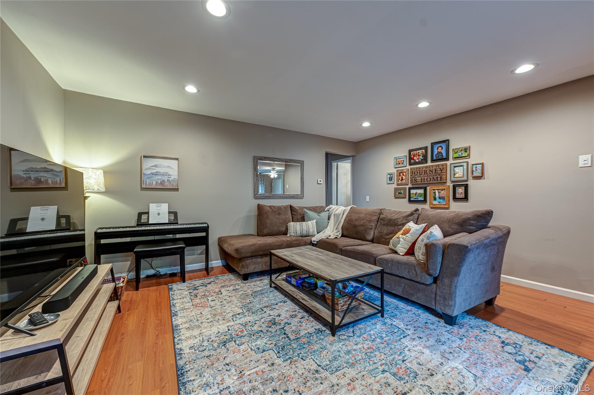 85 Richmond Boulevard Unit: 1A thumbnail 12