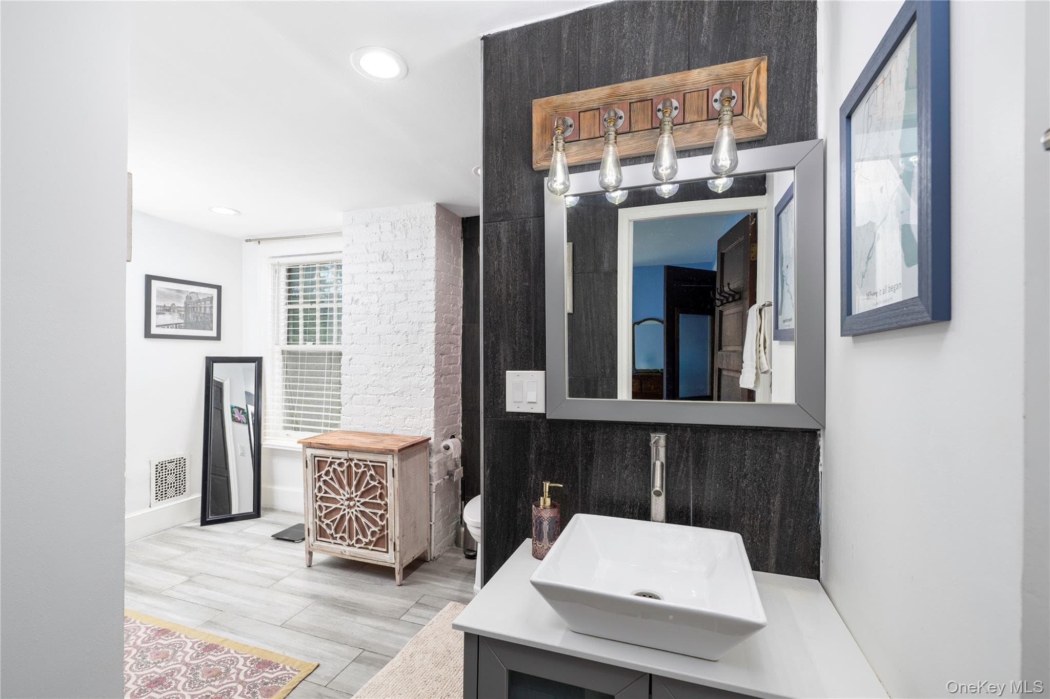 21 Barnard Avenue thumbnail 16