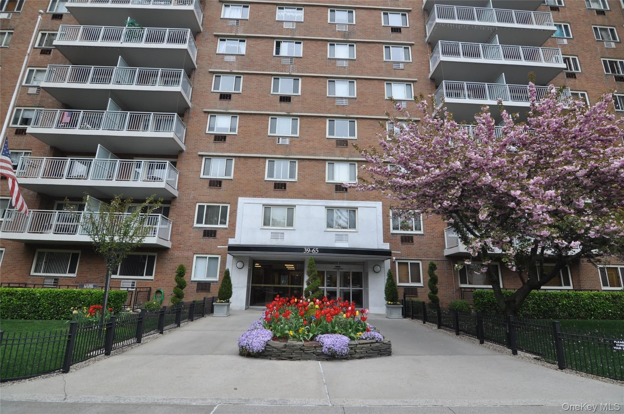 39-65 52 St. St Unit: 2H thumbnail 12