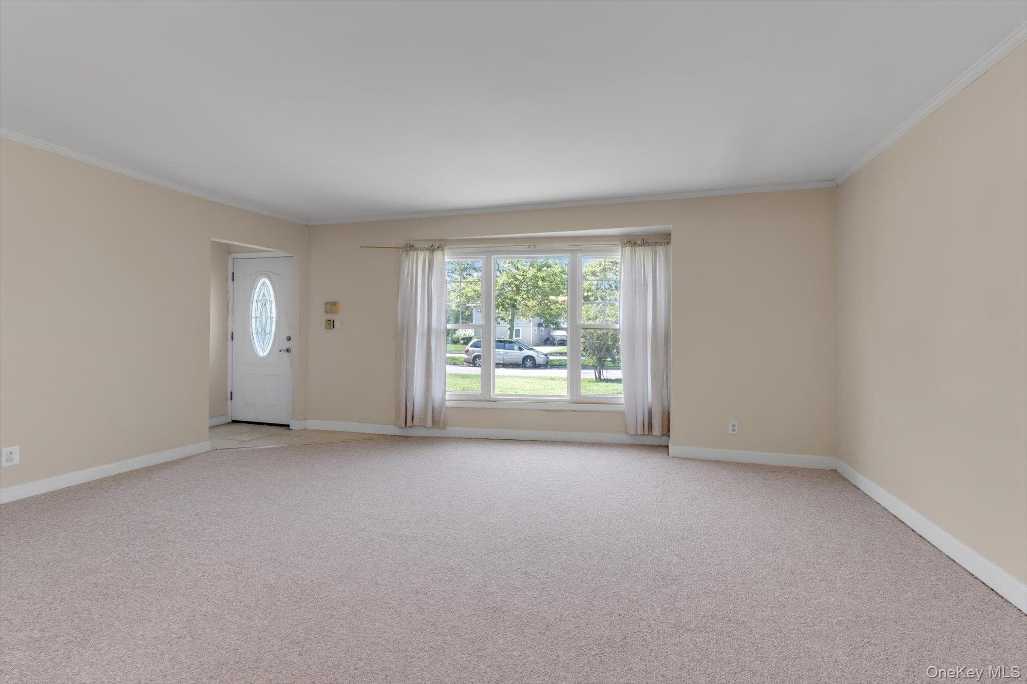 660 Franklin Boulevard thumbnail 5