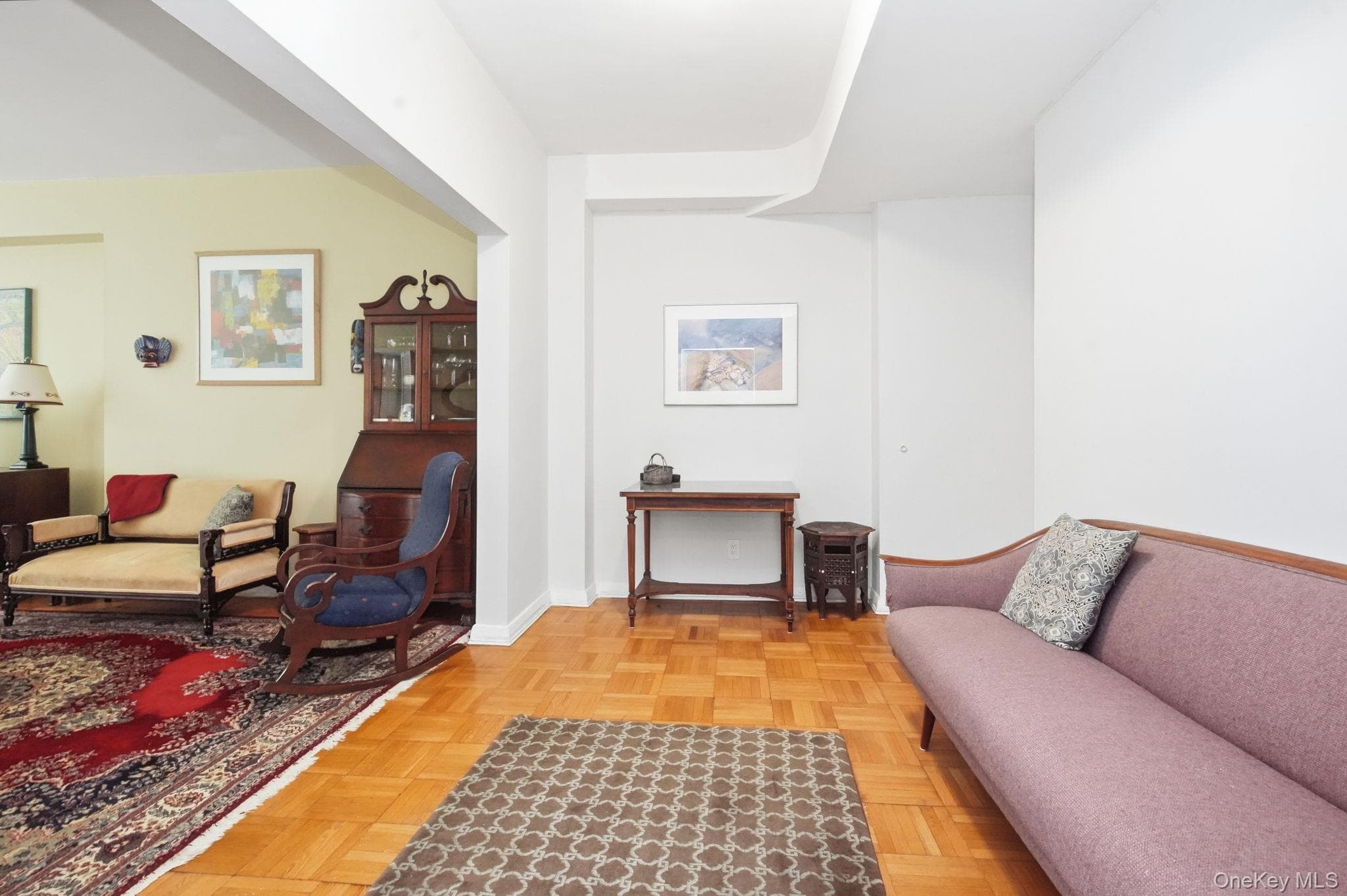 290 Collins Ave Unit: 2C thumbnail 17