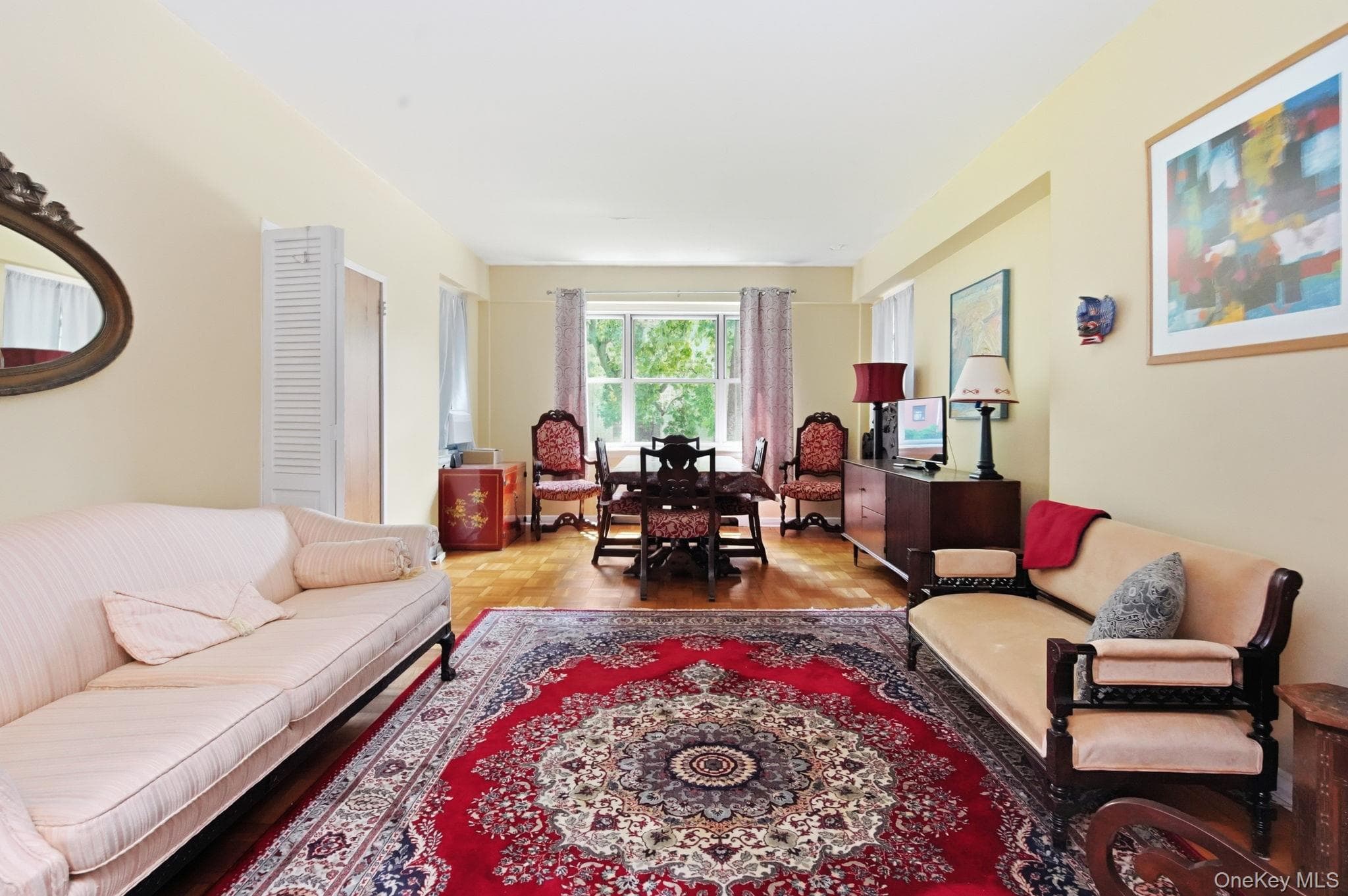 290 Collins Ave Unit: 2C thumbnail 14