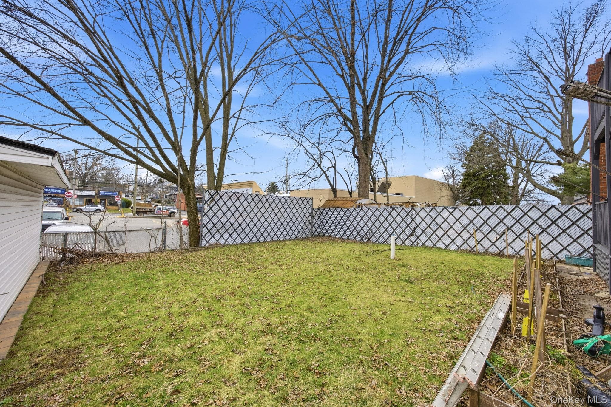 96 Coale Ave thumbnail 33