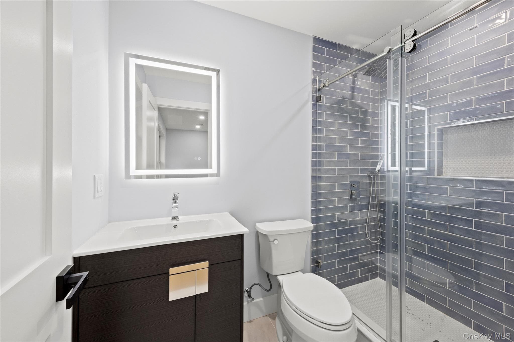712 Bach Court thumbnail 37