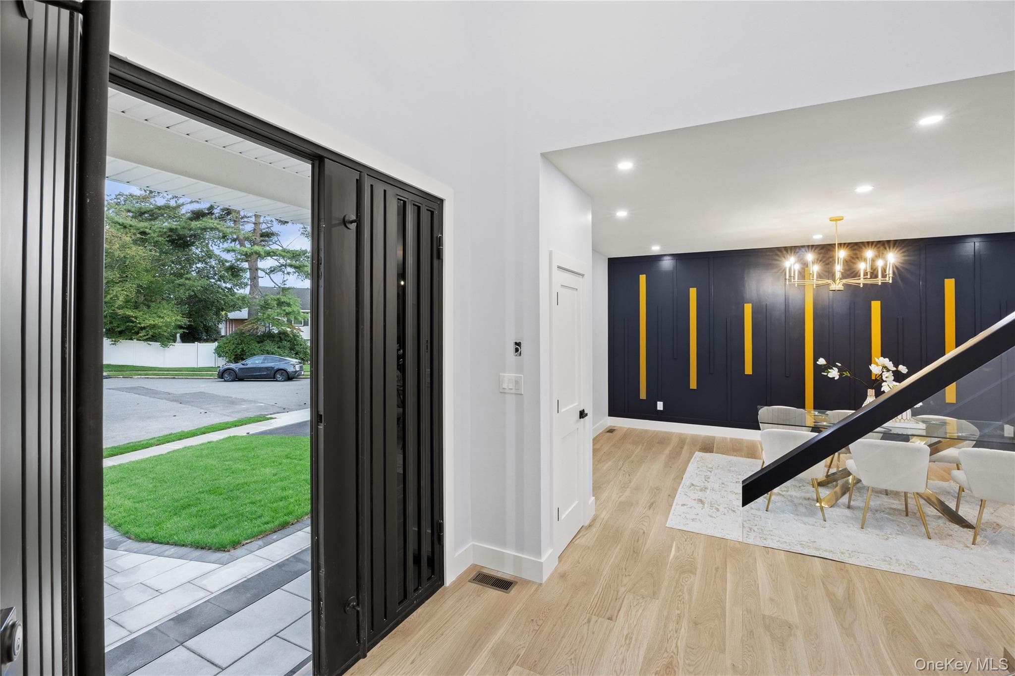 712 Bach Court thumbnail 5