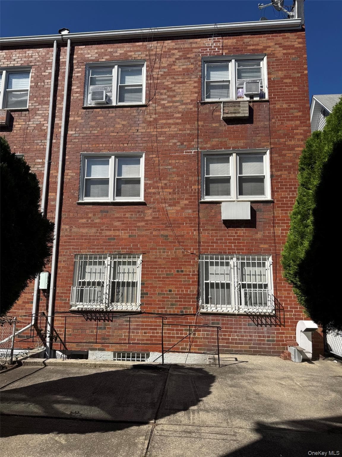 48-35 92nd Street thumbnail 2