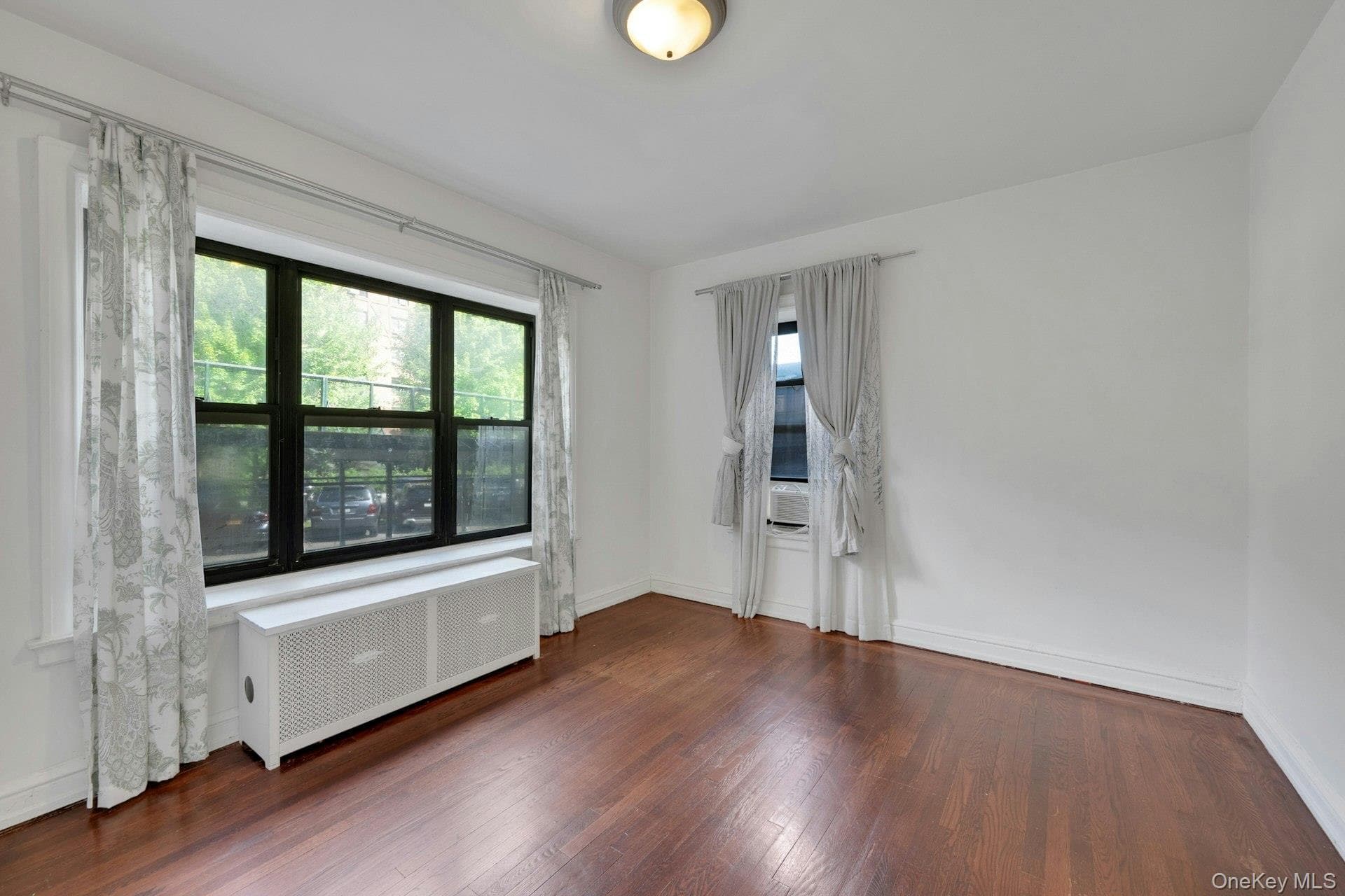 143 Garth Road Unit: 1J thumbnail 12