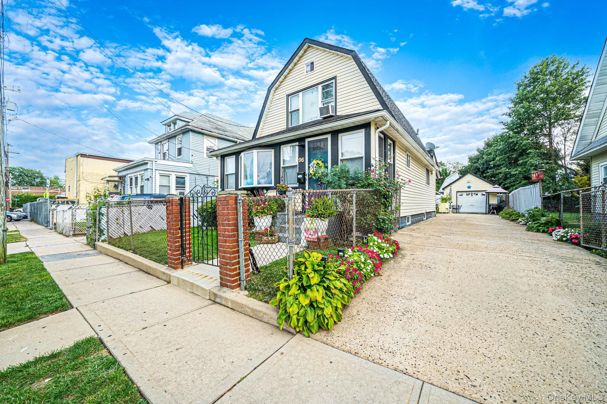 96 Van Cott Avenue thumbnail 3