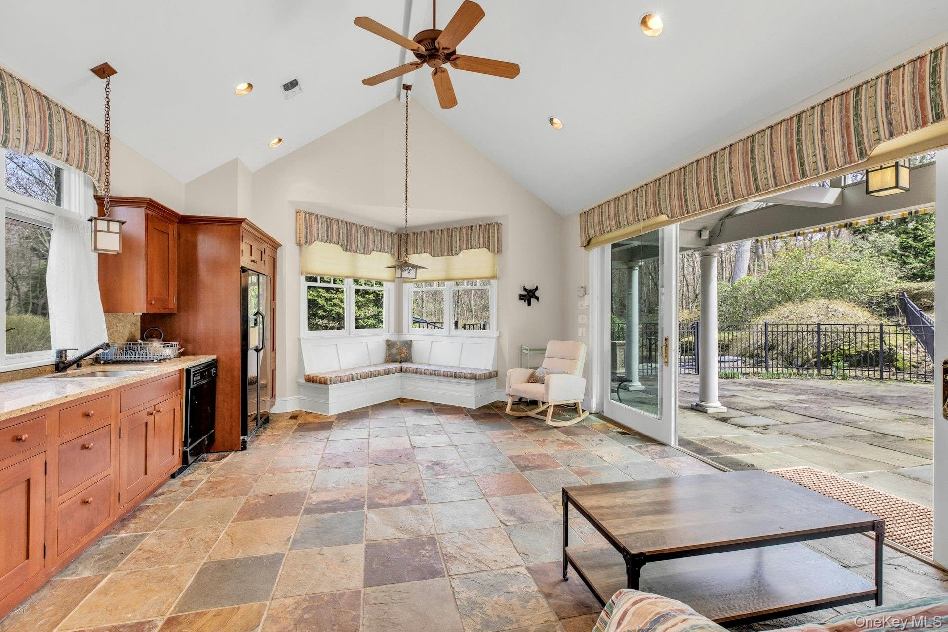 10 Redmond Lane thumbnail 45