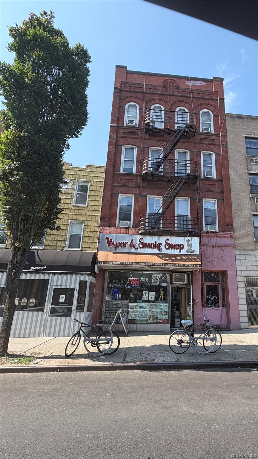 325 Graham Avenue, Brooklyn