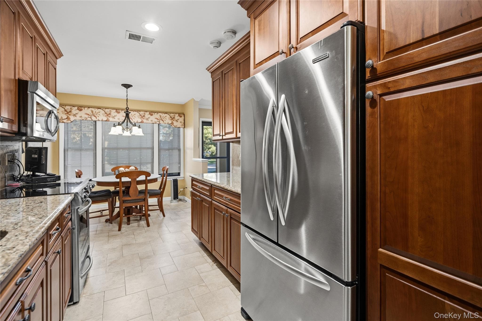 148 Southgate Circle thumbnail 11