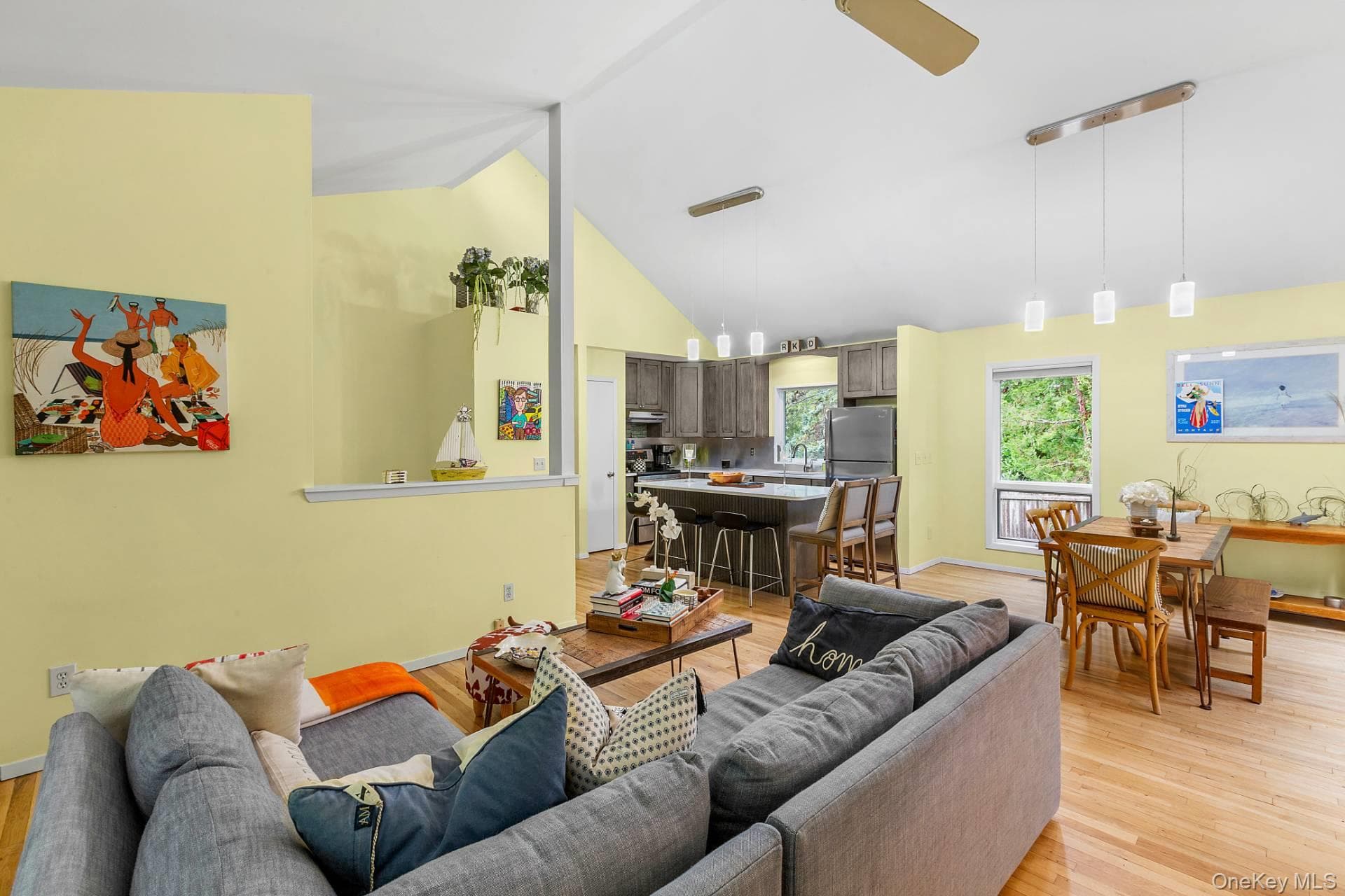 14 Hoover Court thumbnail 3
