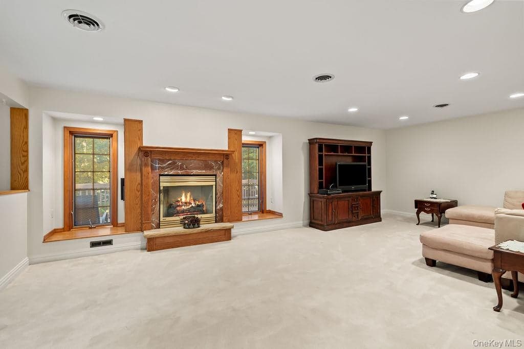 27 Mayer Drive thumbnail 12