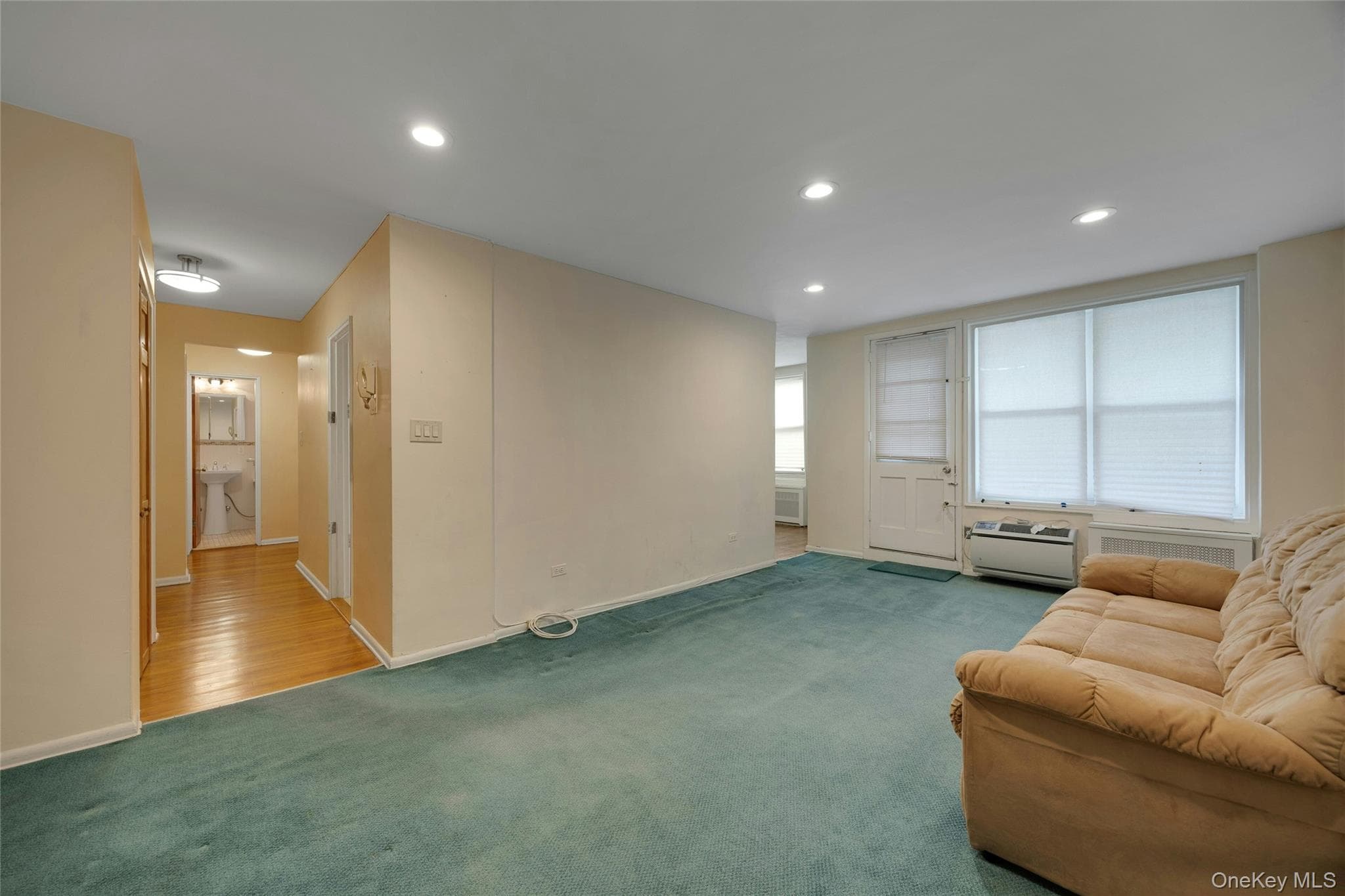 34-43 60th Street Unit: 2F thumbnail 3
