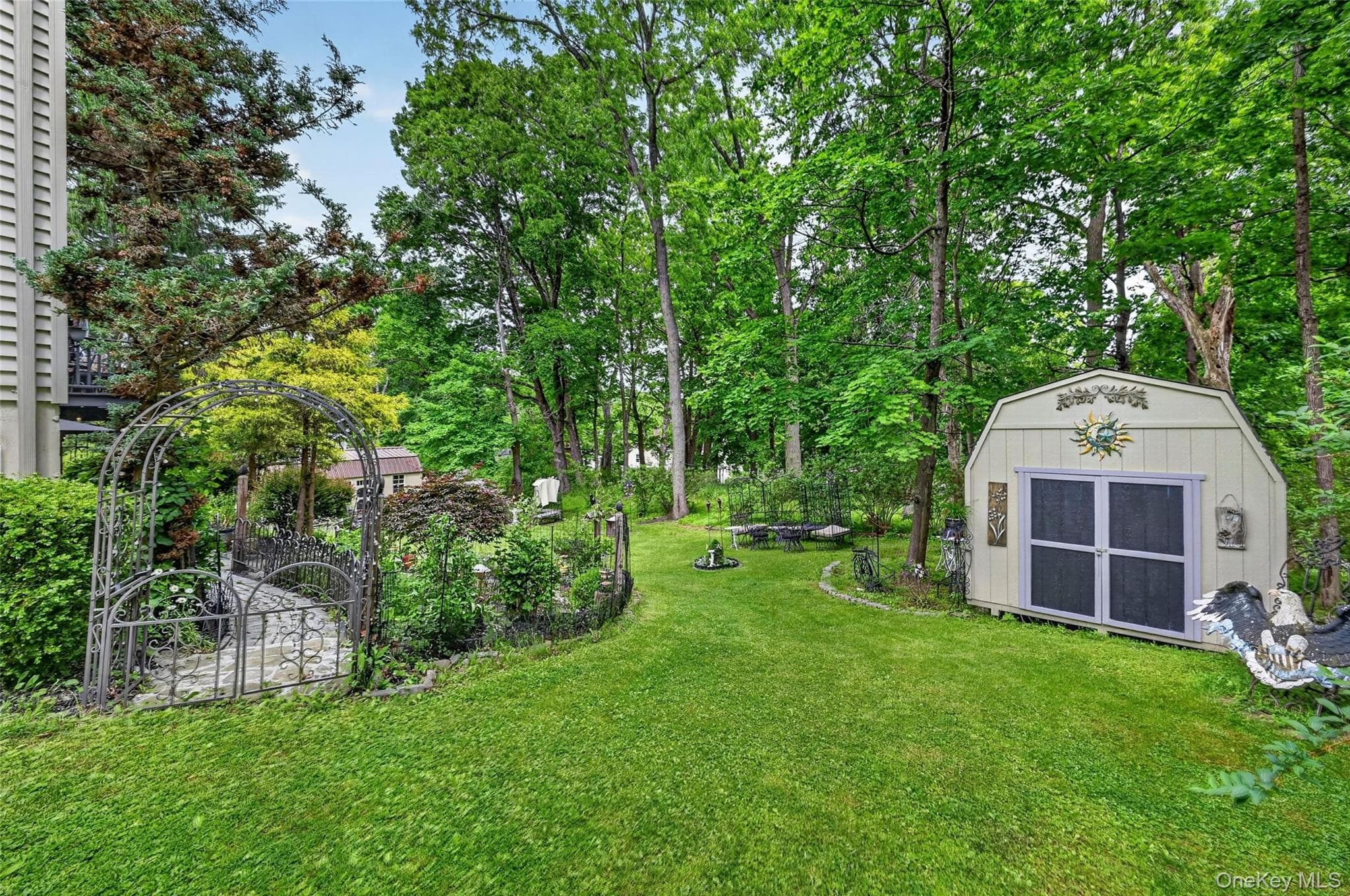208 Oakland Avenue thumbnail 46
