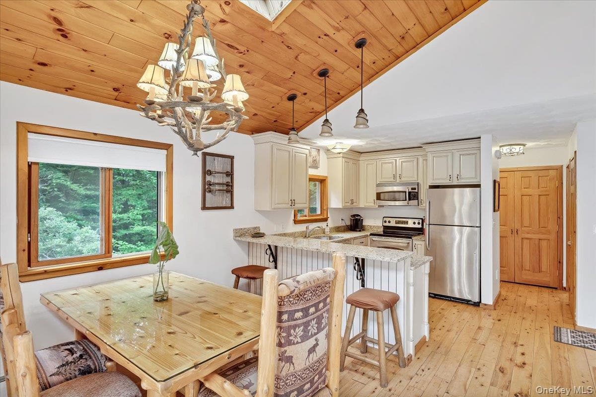 307 Bobillen Drive thumbnail 16