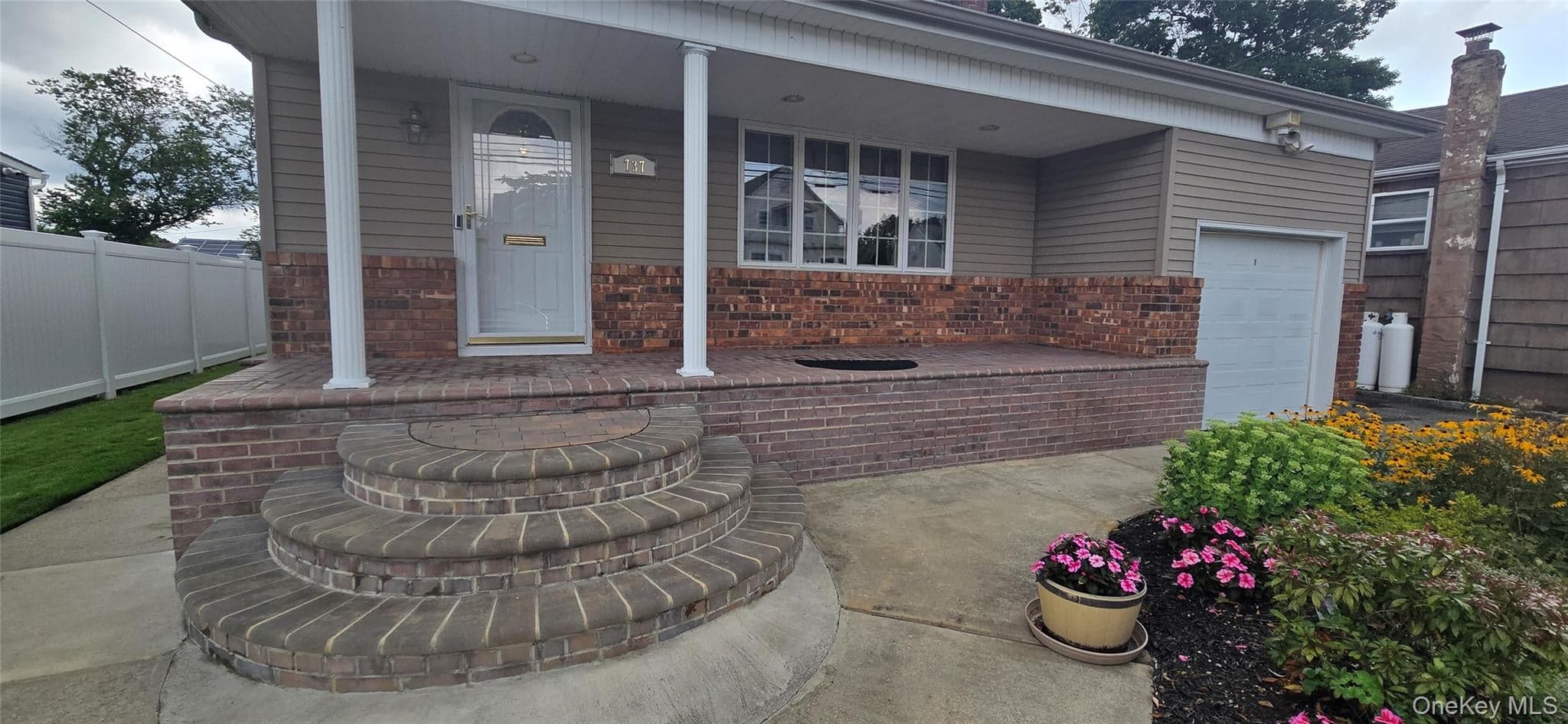737 Virginia Avenue thumbnail 3