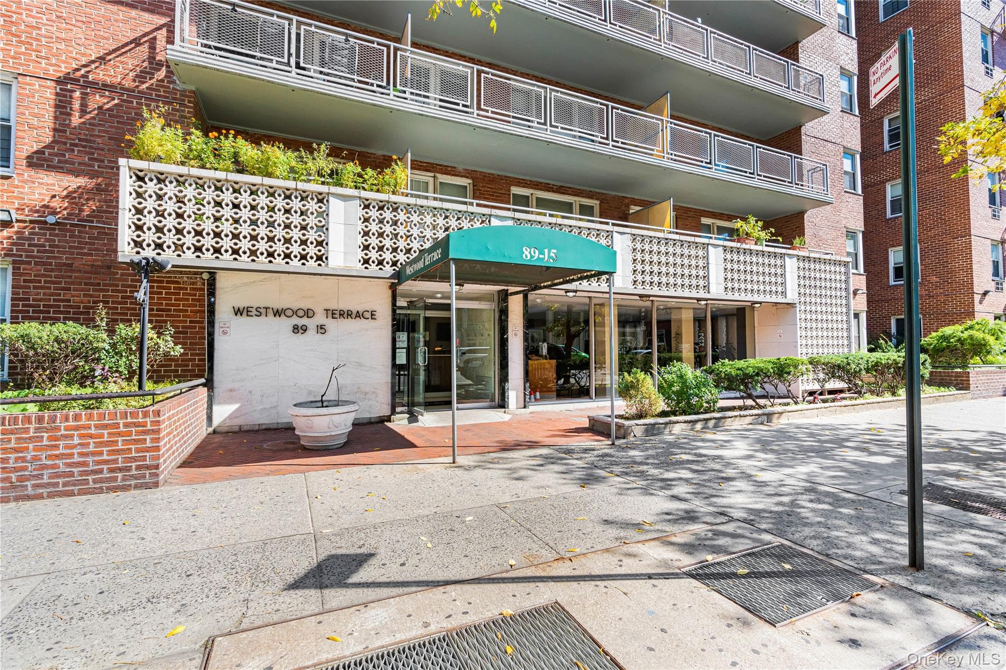 8915 Parsons Boulevard Unit: 11D, Jamaica