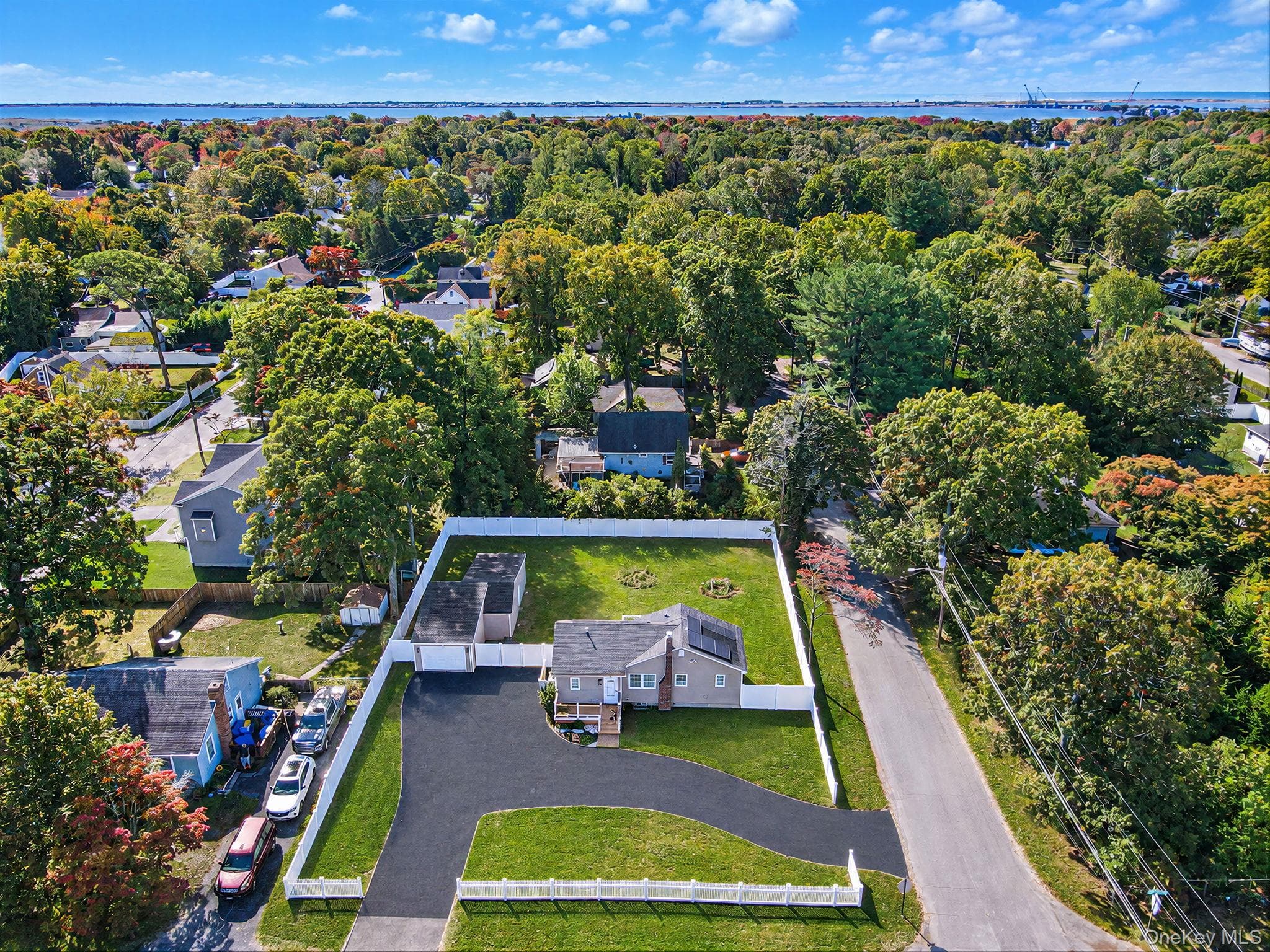 207 Laurelton Drive thumbnail 23