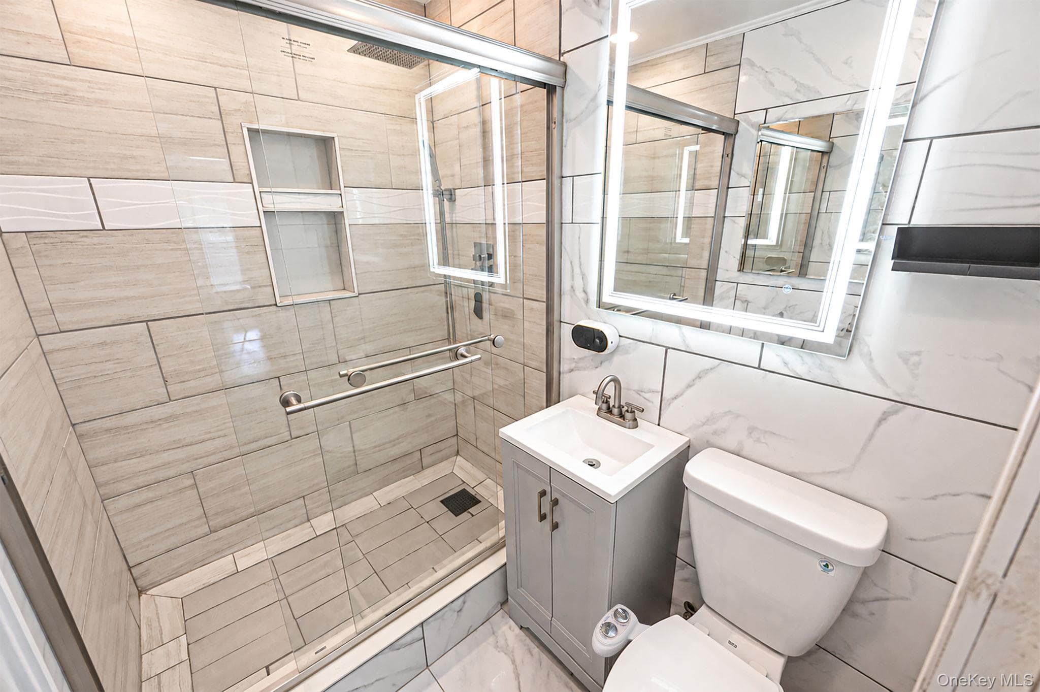 207 Laurelton Drive thumbnail 14
