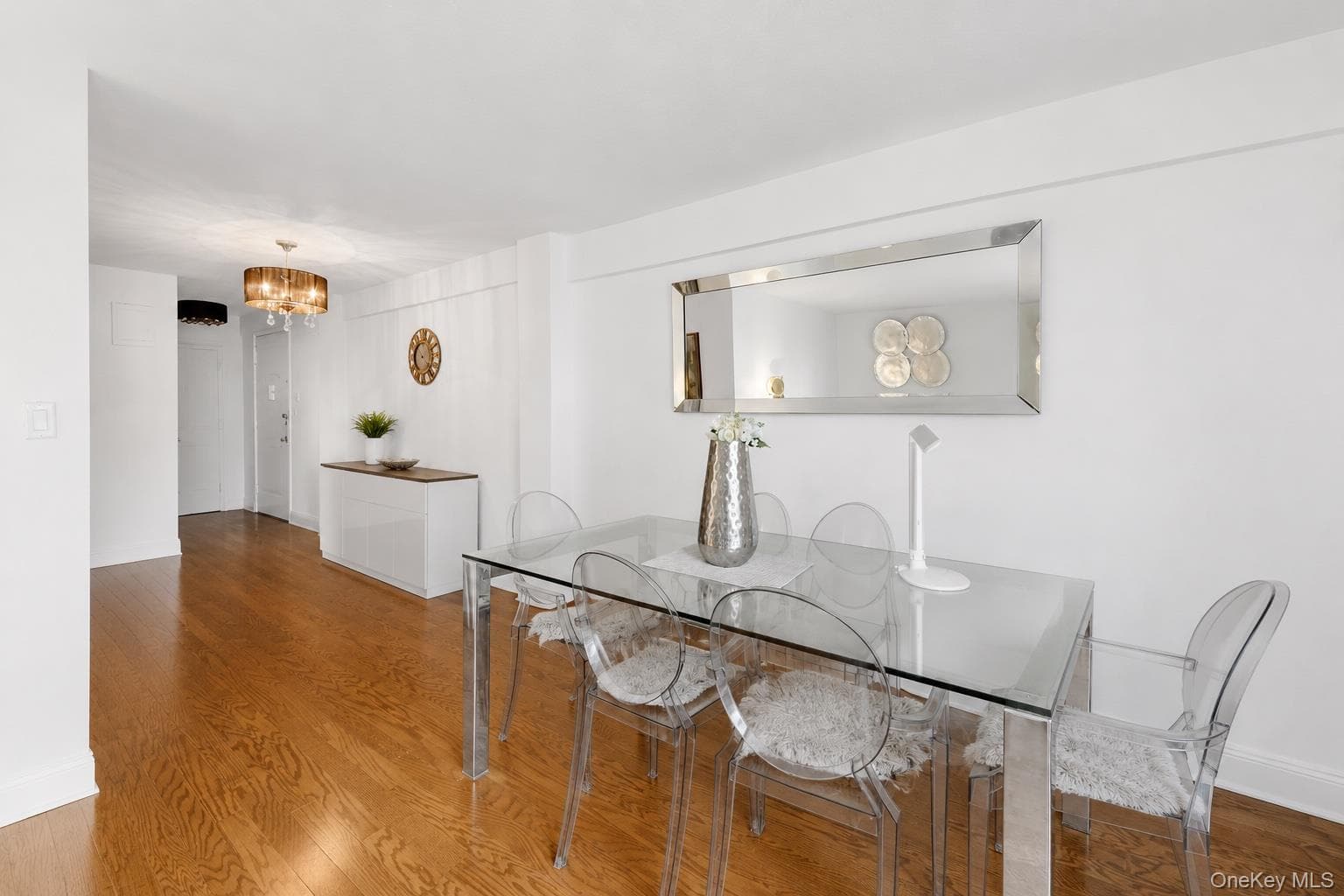 2835 Webb Avenue Unit: 4B thumbnail 2