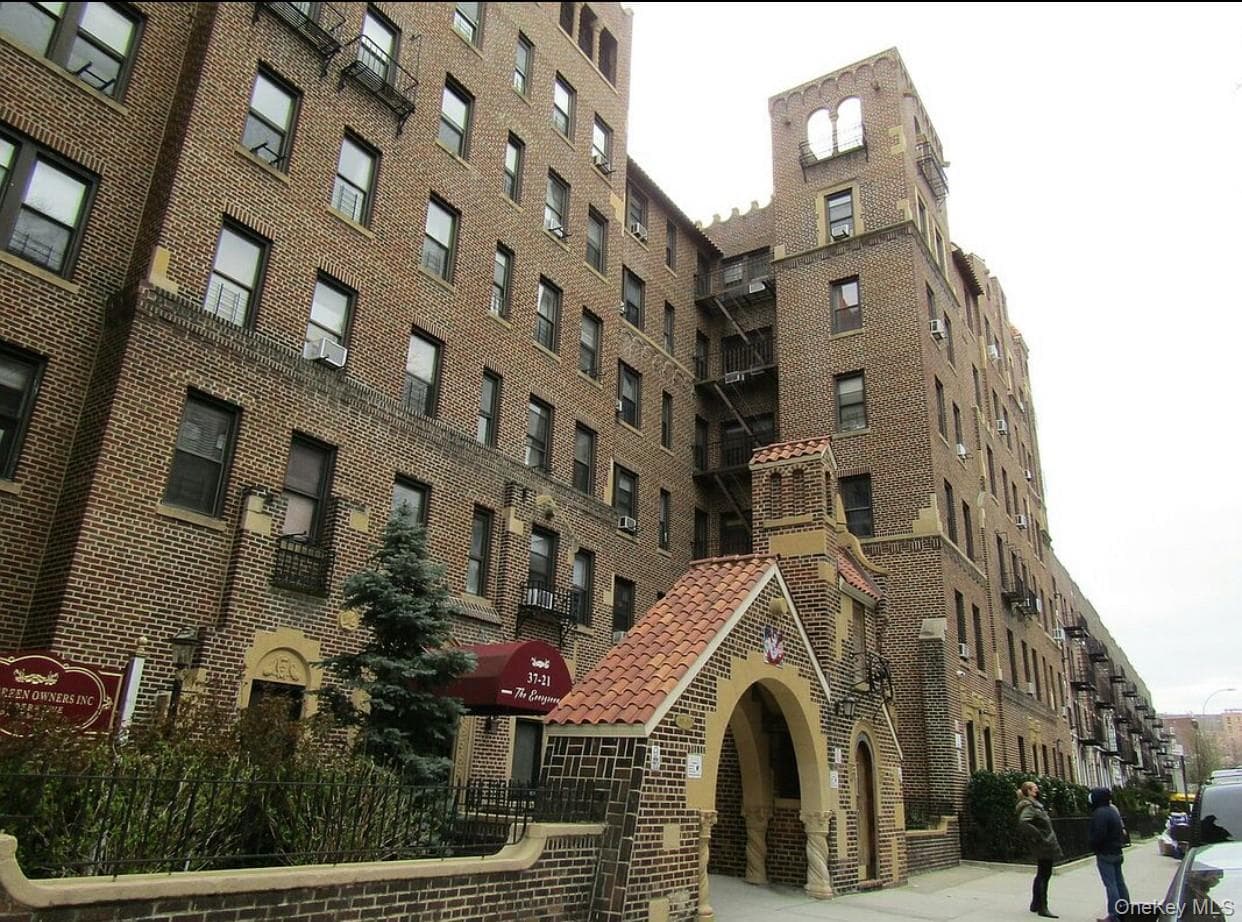 37-21 80th Street Unit: 1F photo 1
