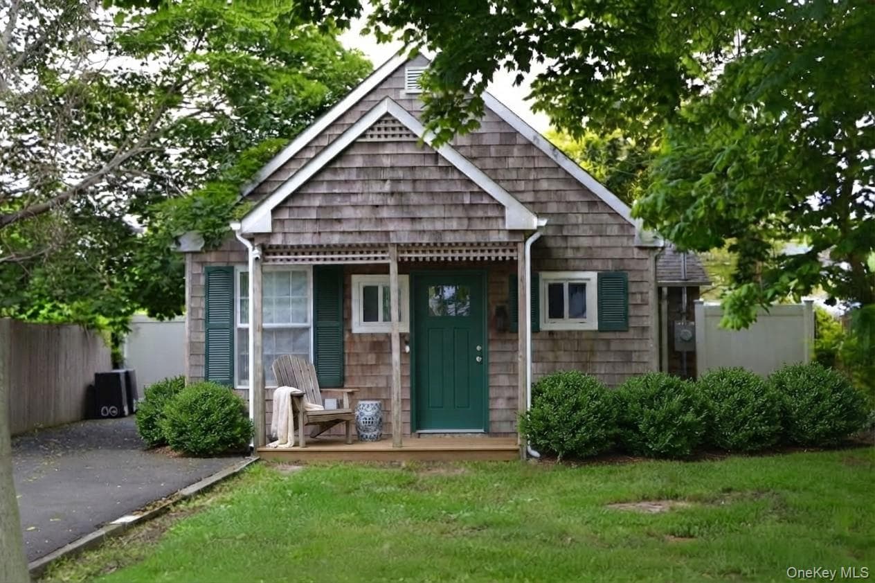 60 Huguenot Drive thumbnail 2