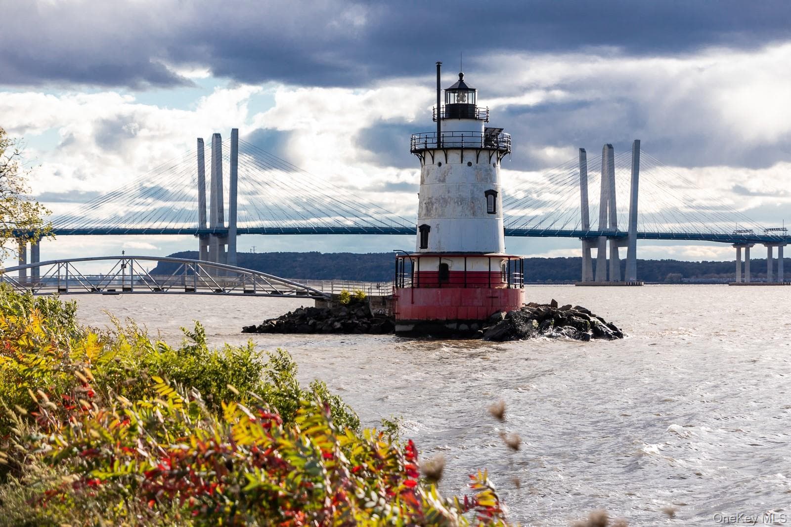 4 Lighthouse Landing Unit: 204 thumbnail 3
