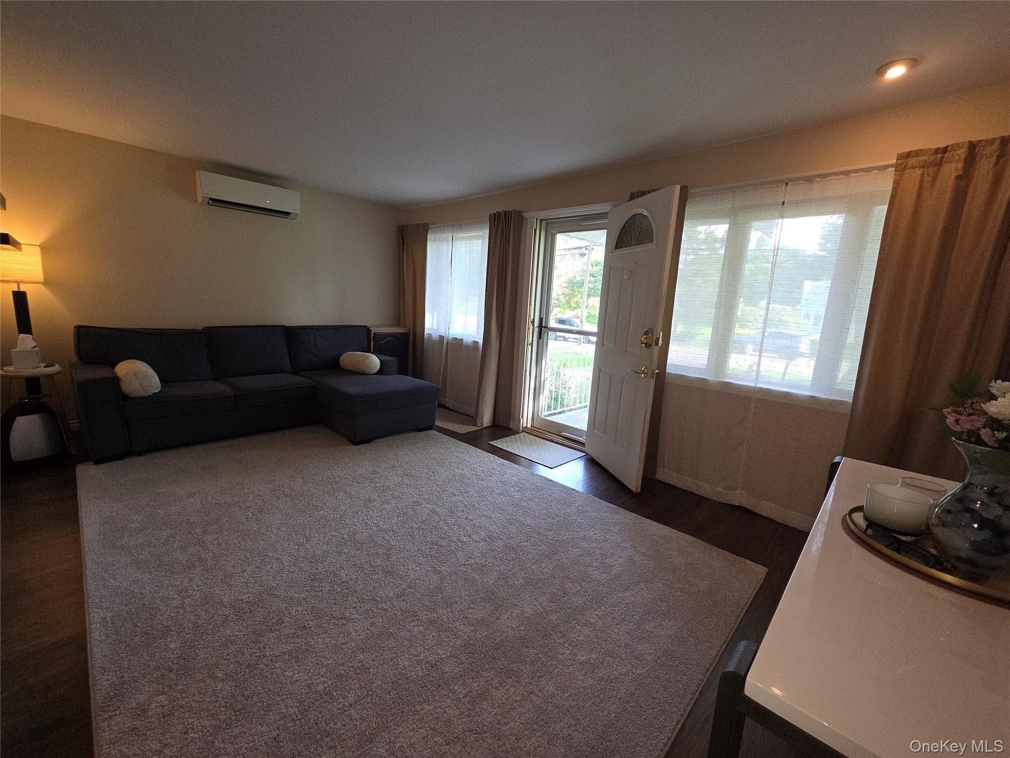 33 Elmwood Avenue thumbnail 10