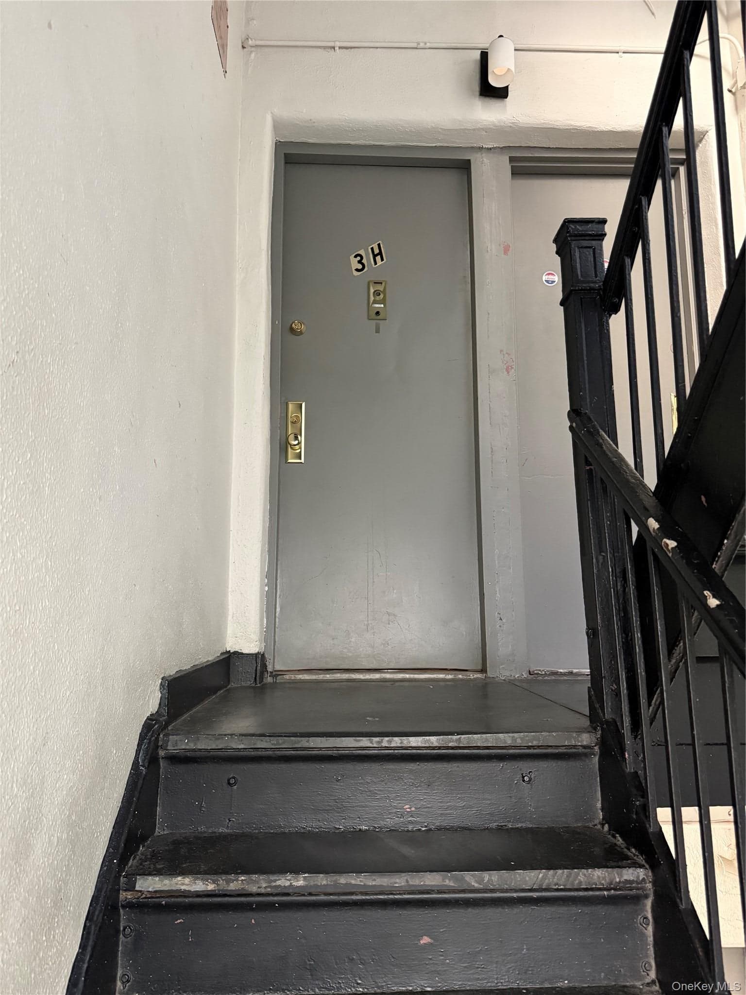 2167 33rd Street Unit: 3H thumbnail 14