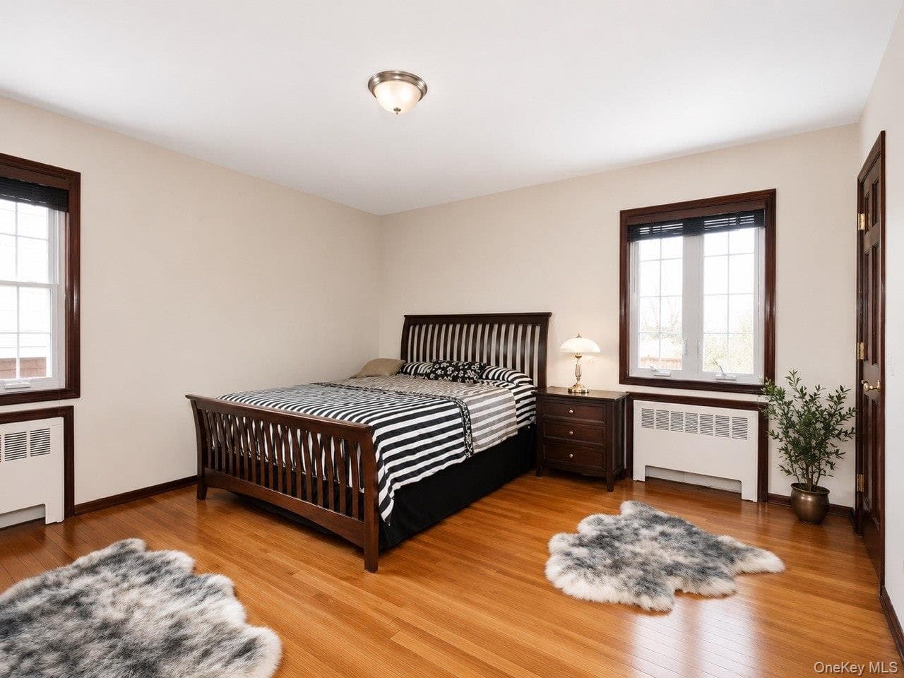 360 Terrace Avenue thumbnail 9