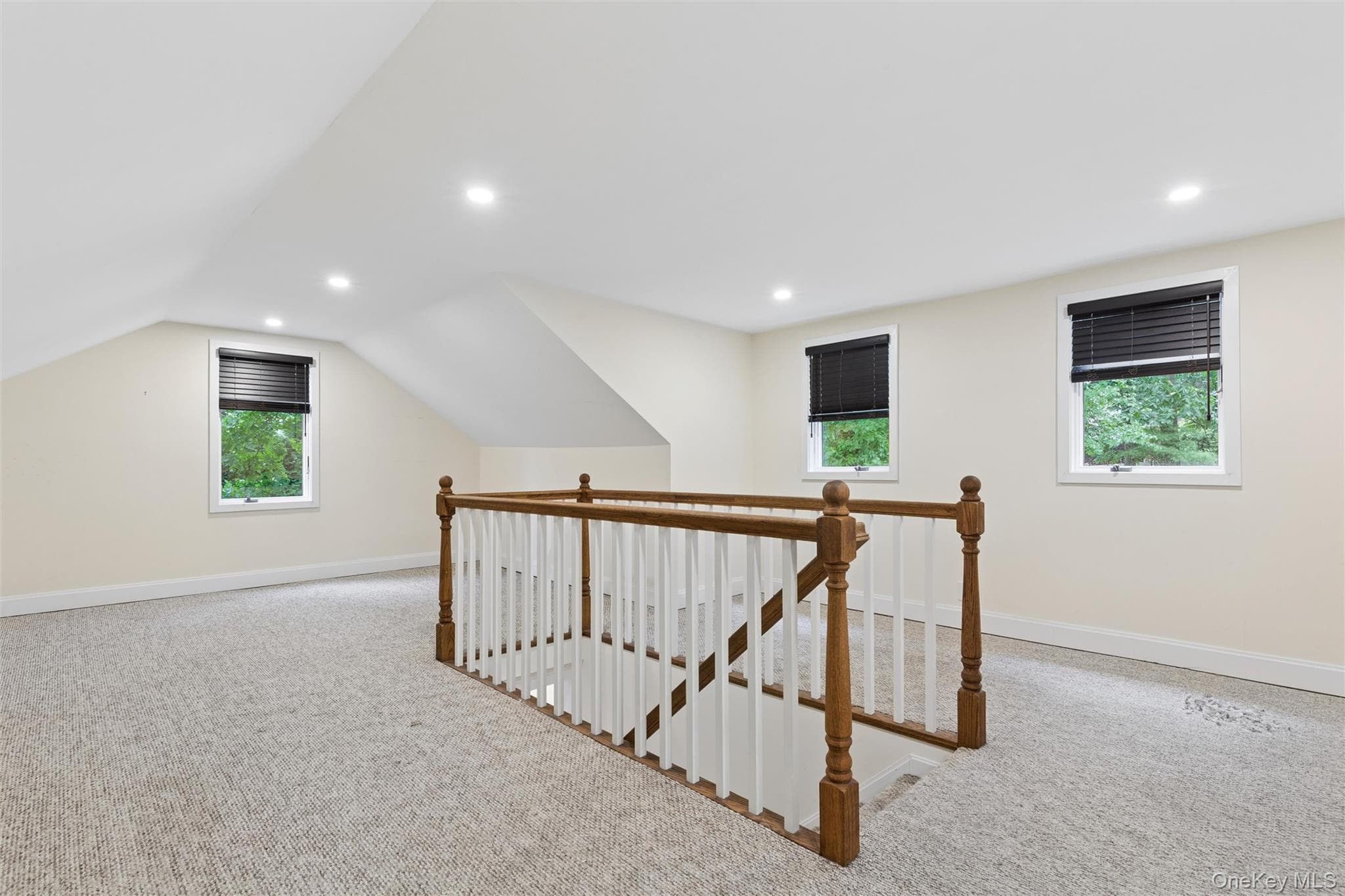 2639 N Wading River Road thumbnail 21