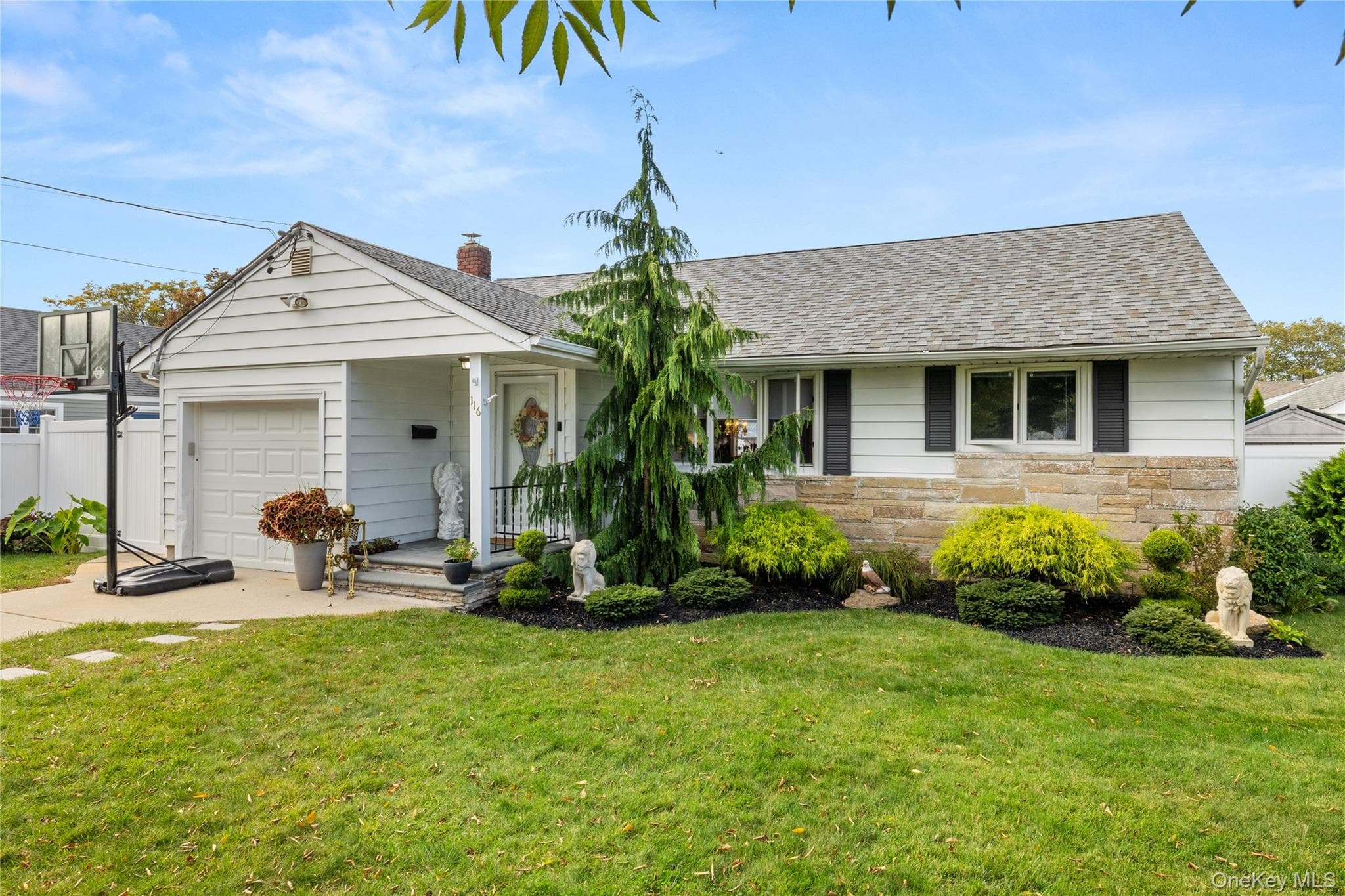 116 Massapequa Avenue thumbnail 2