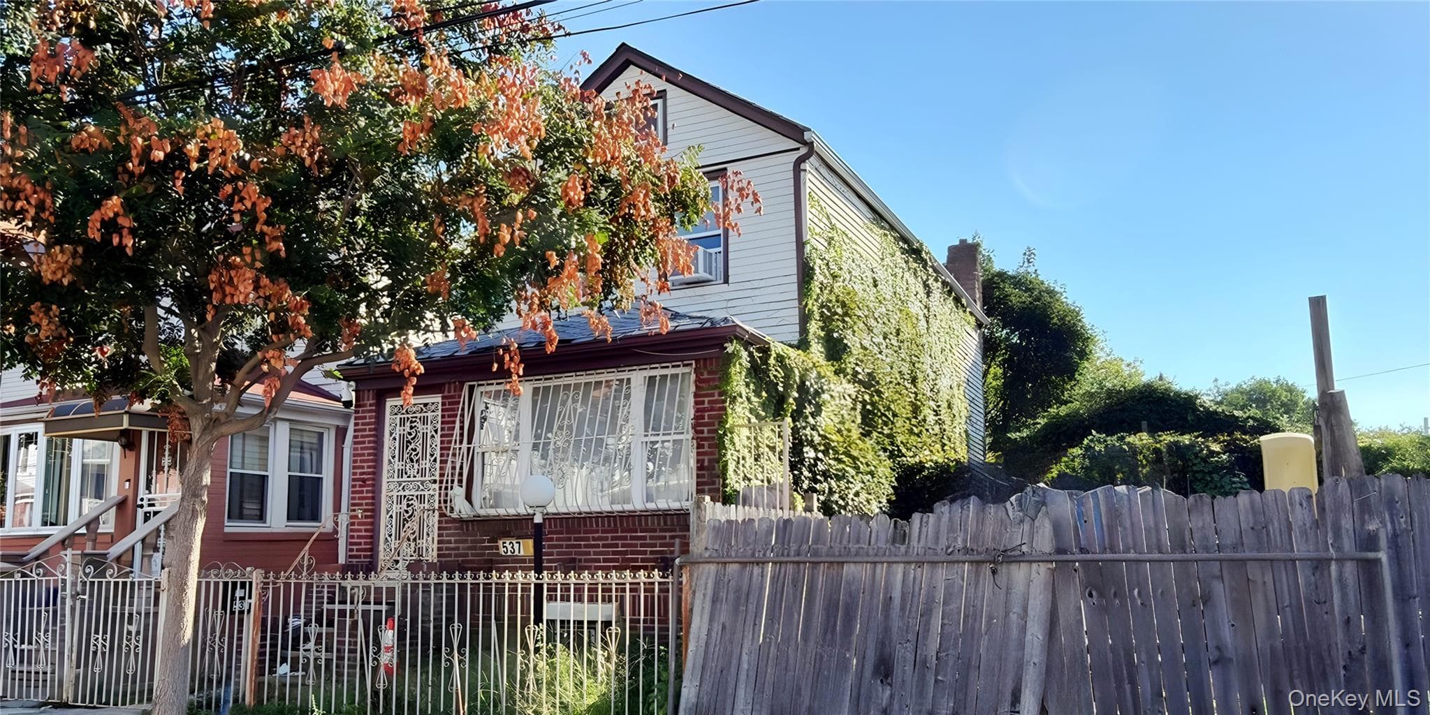537 E 39th Street thumbnail 2