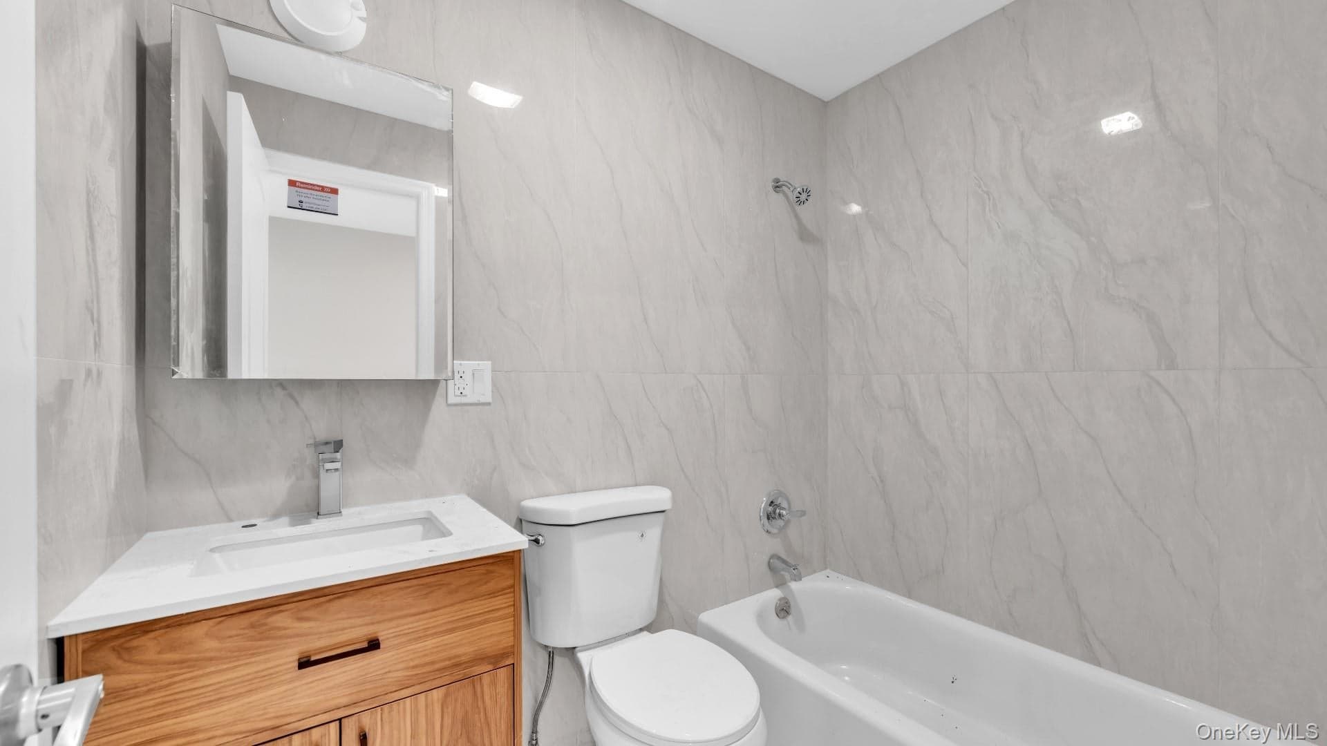 957 E 229th Street thumbnail 34