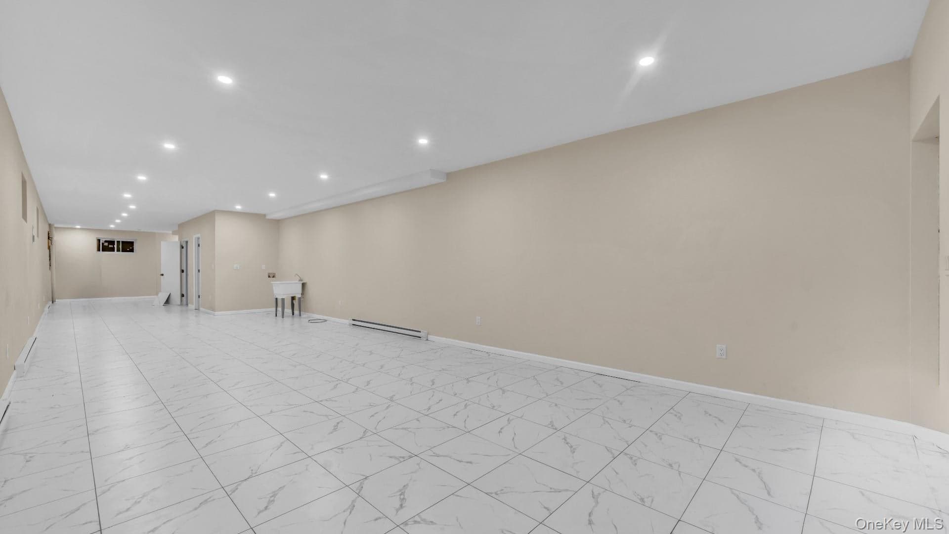 957 E 229th Street thumbnail 32