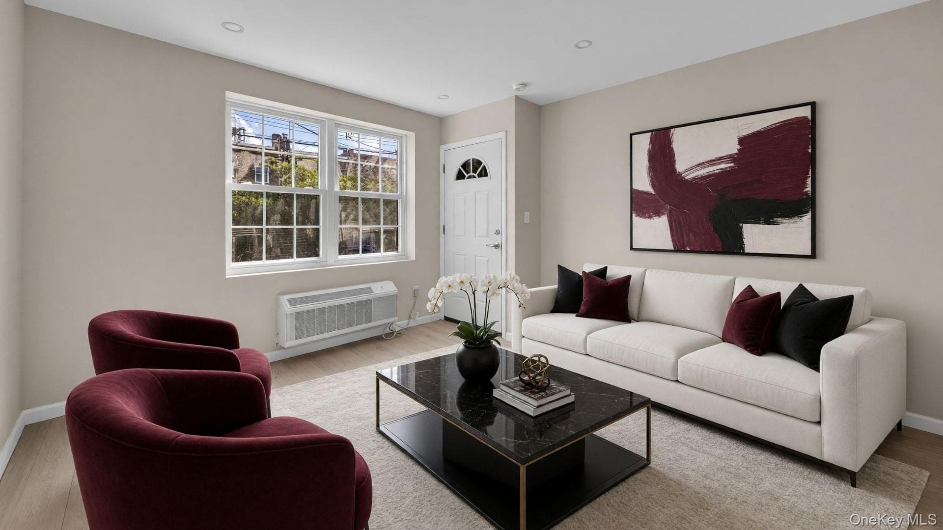 957 E 229th Street thumbnail 2