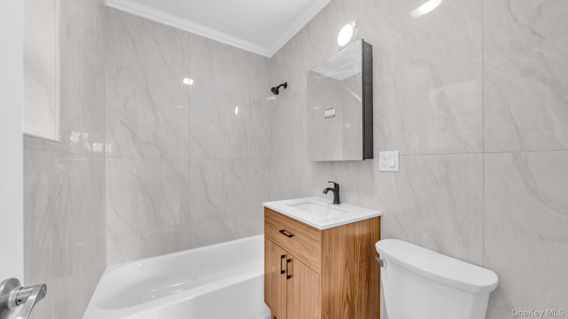 957 E 229th Street thumbnail 35