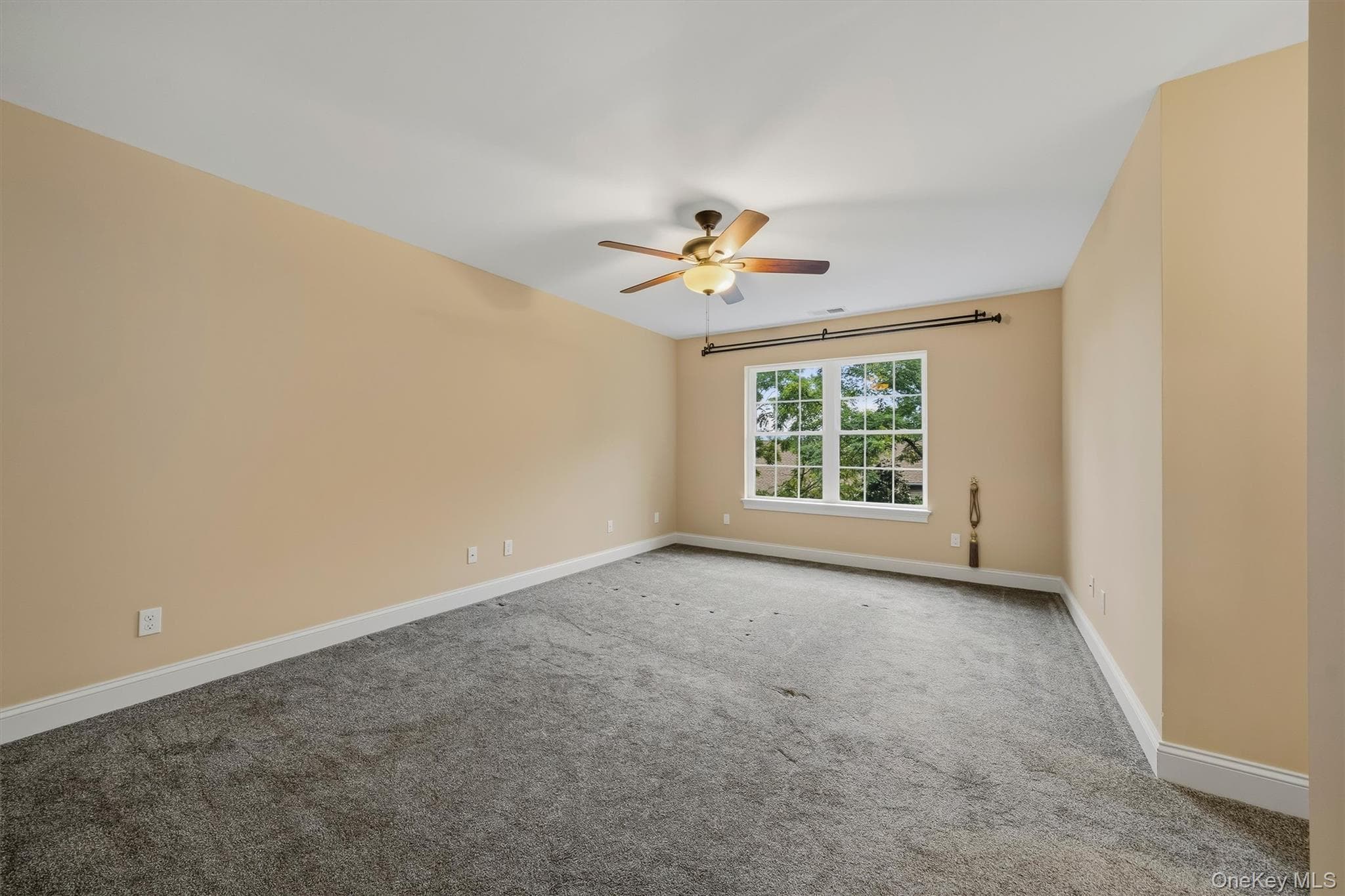 809 Fairway Court thumbnail 20