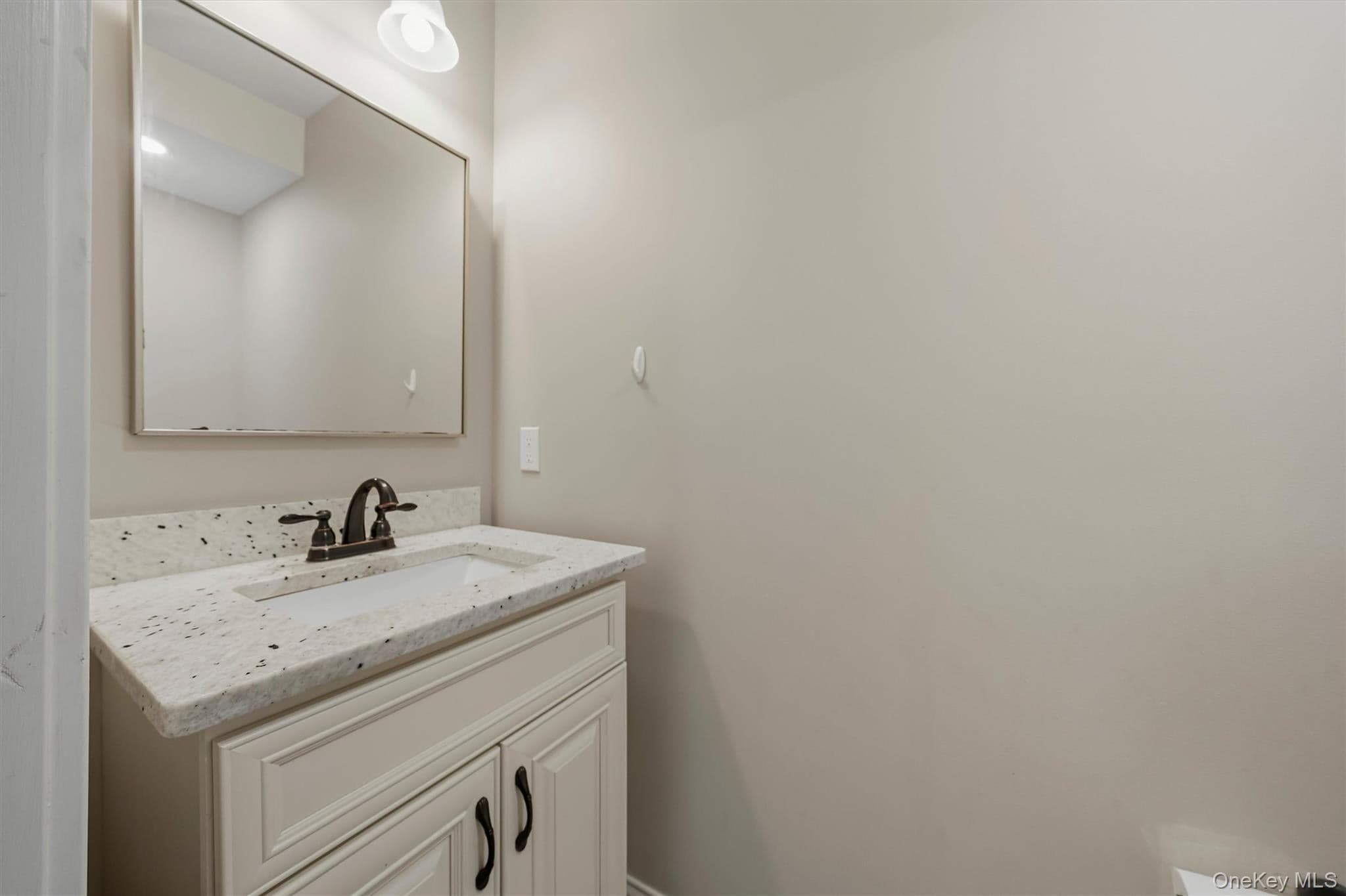 809 Fairway Court thumbnail 18