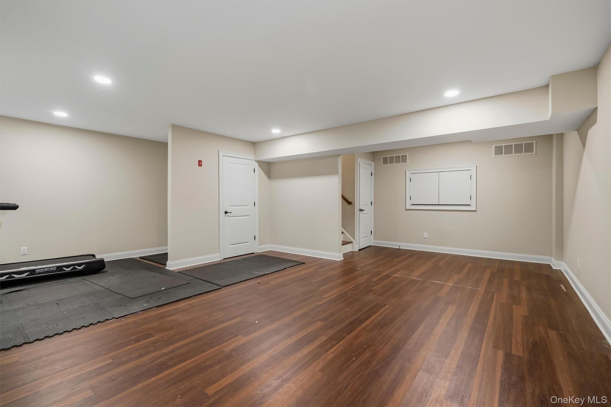 809 Fairway Court thumbnail 33