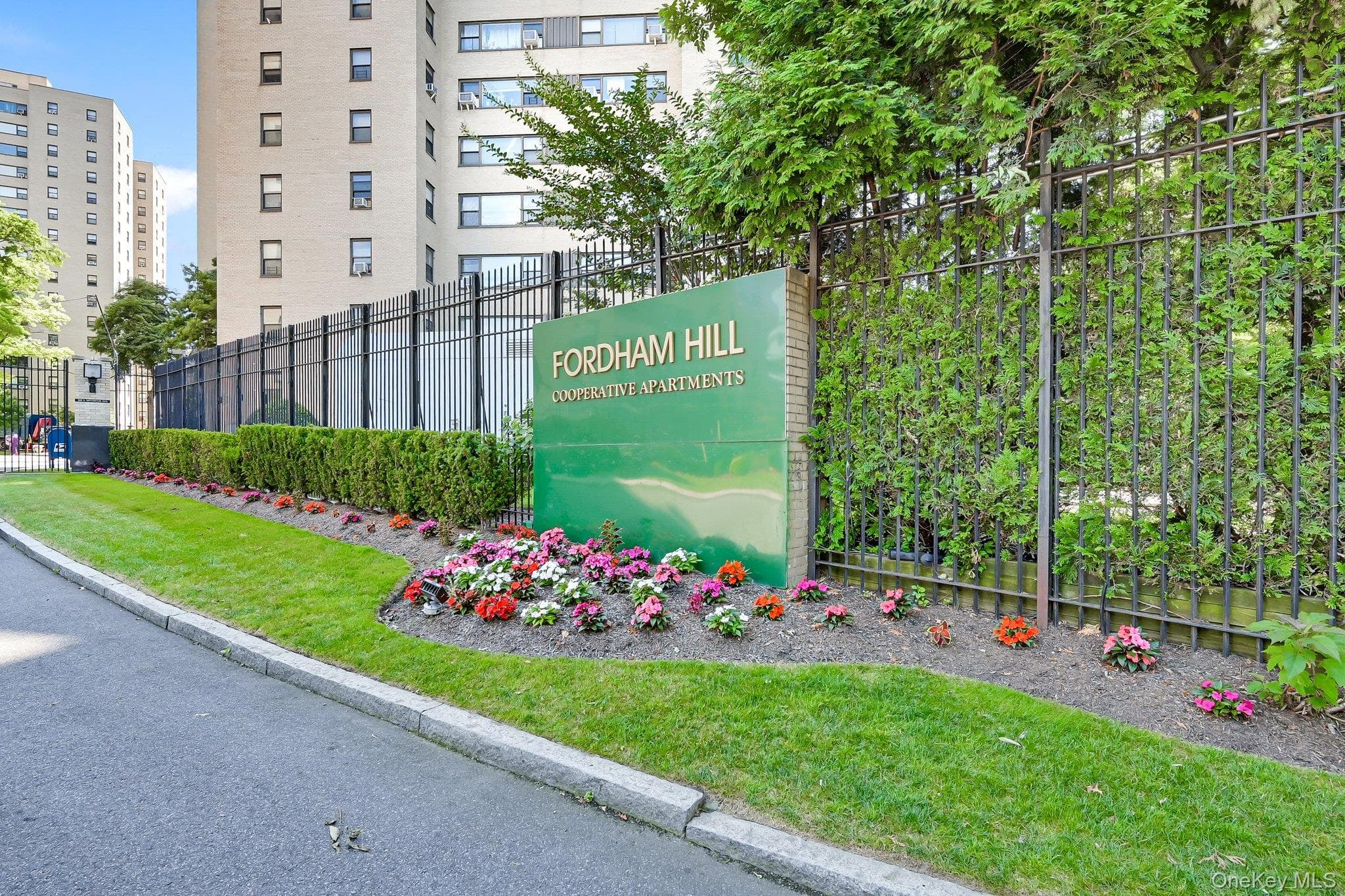 3 Fordham Hill Oval Unit: 1G thumbnail 16