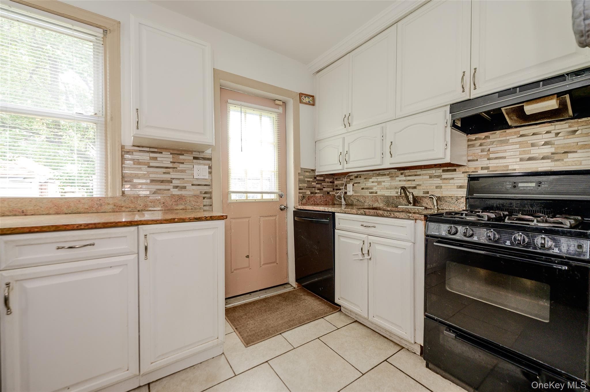 596 Irving Street thumbnail 4